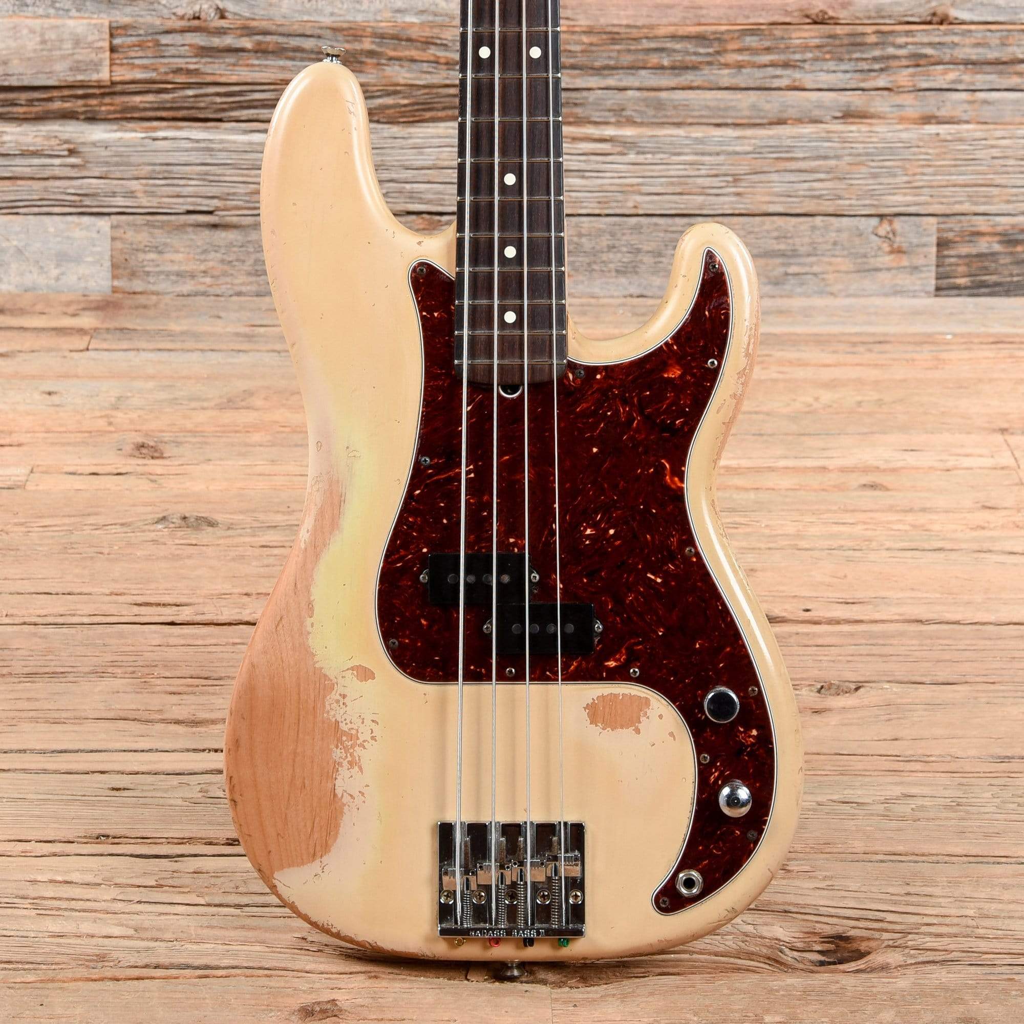 Fender Highway 1 Precision Bass Honey Blonde 2006 – Chicago Music 