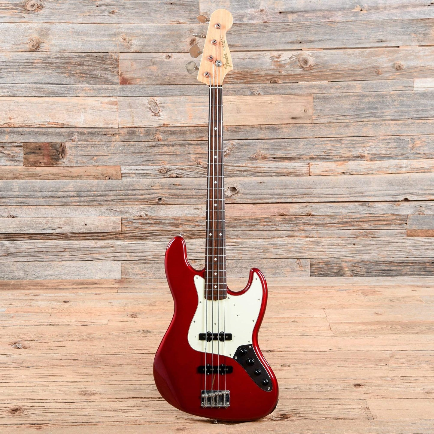 Fender Japan Active Jazz Bass Candy Apple Red 2011 Bass Guitars / 4-String