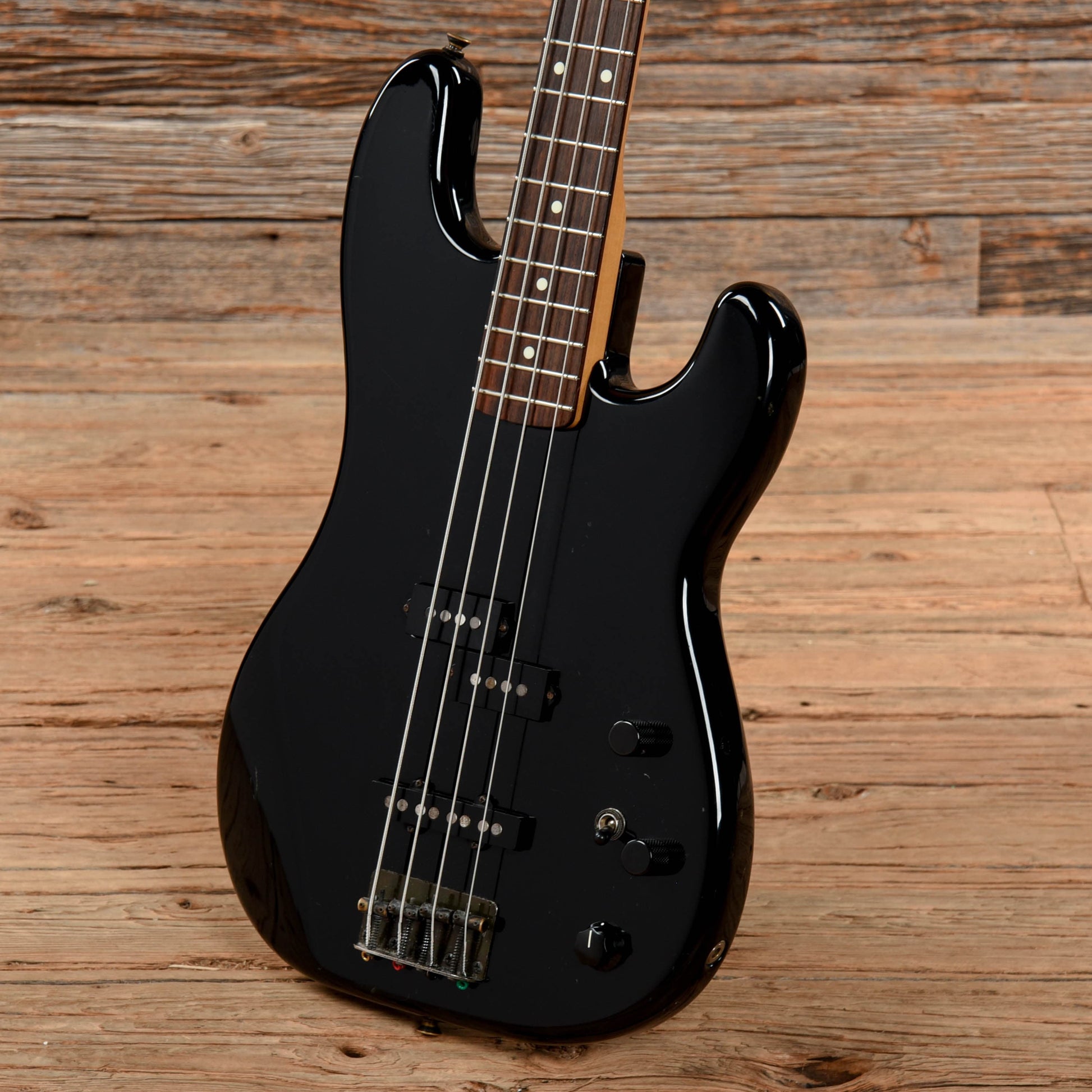 Fender Jazz Bass Special Black 1986 Bass Guitars / 4-String