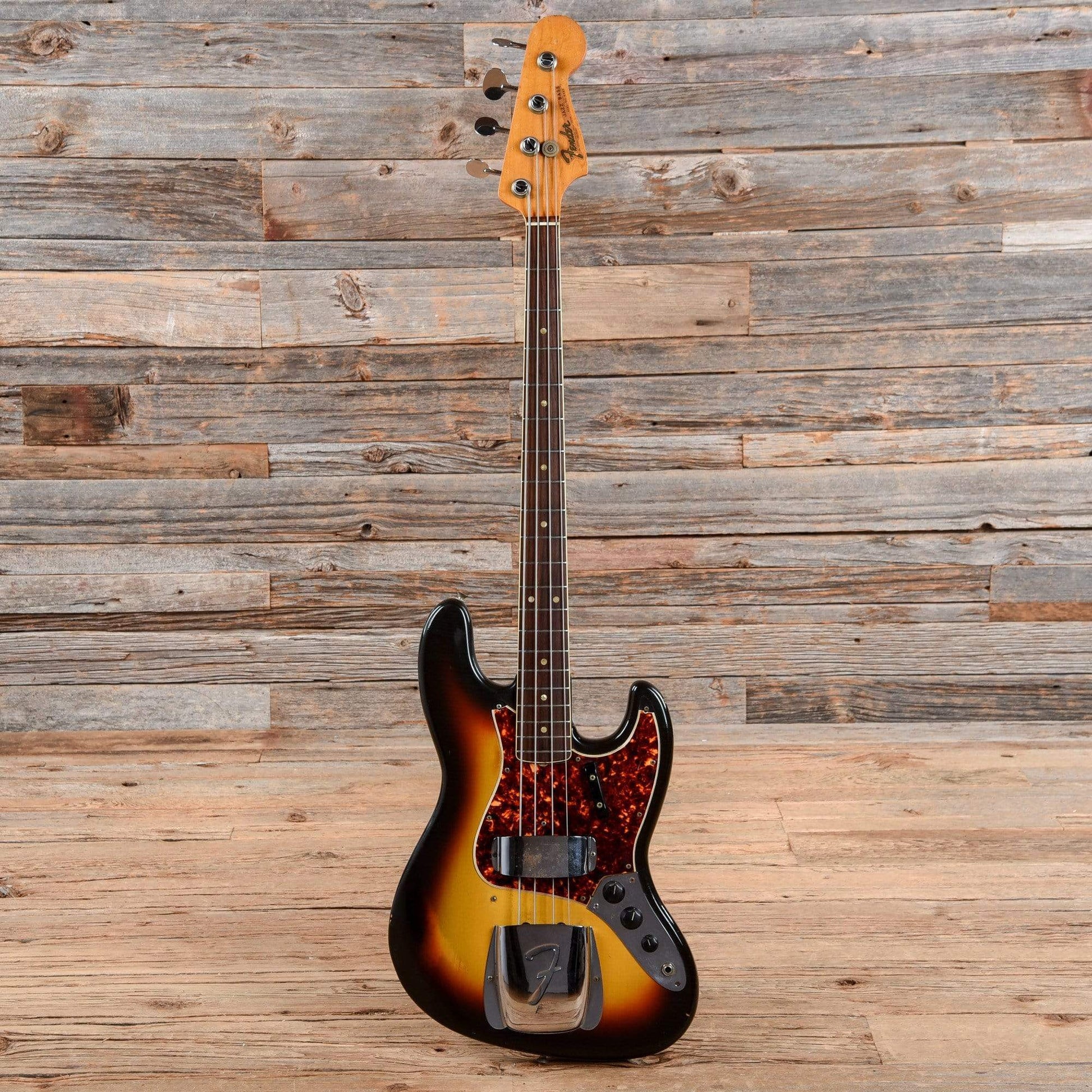 Fender Jazz Bass Sunburst 1966 Bass Guitars / 4-String