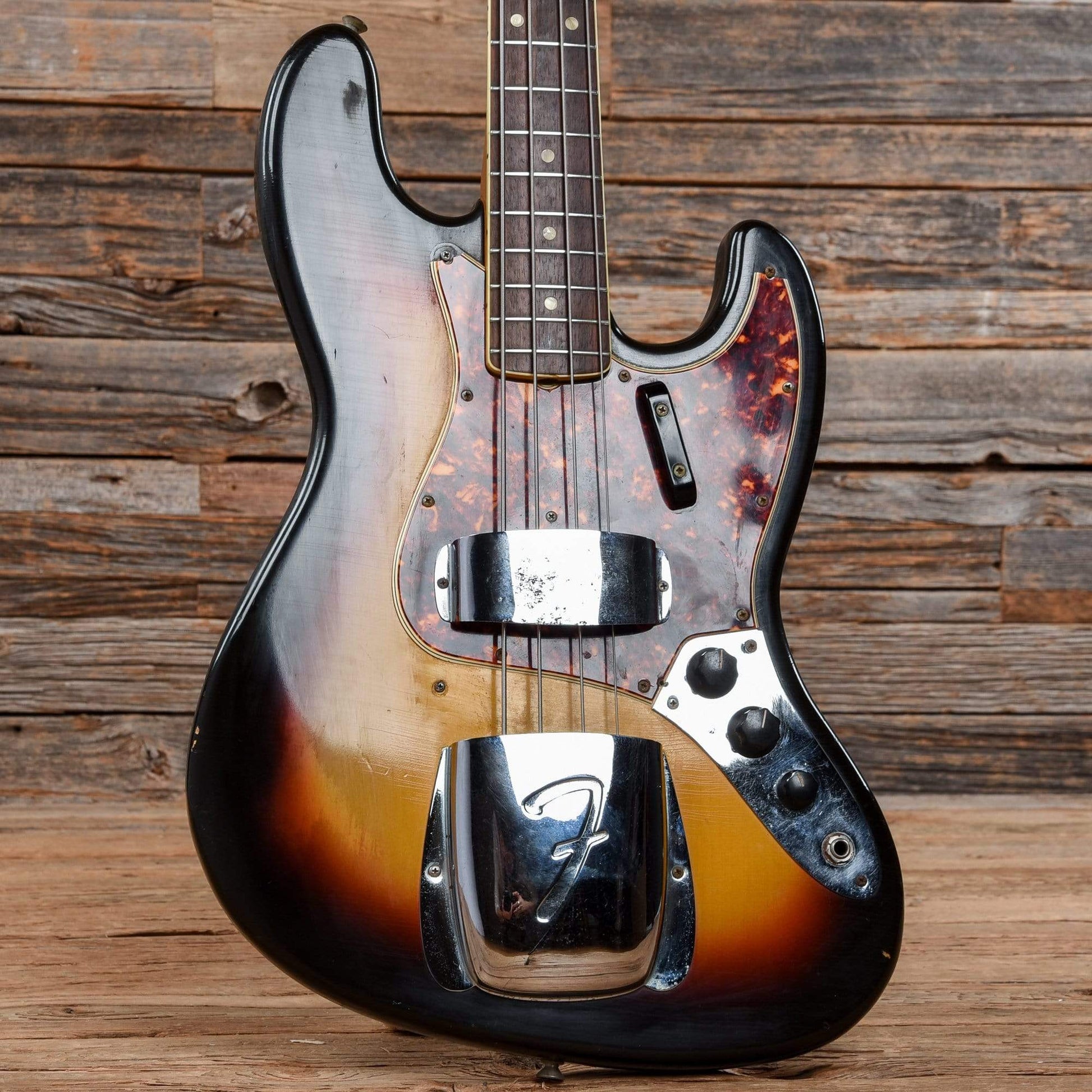 Fender Jazz Bass Sunburst 1966 Bass Guitars / 4-String