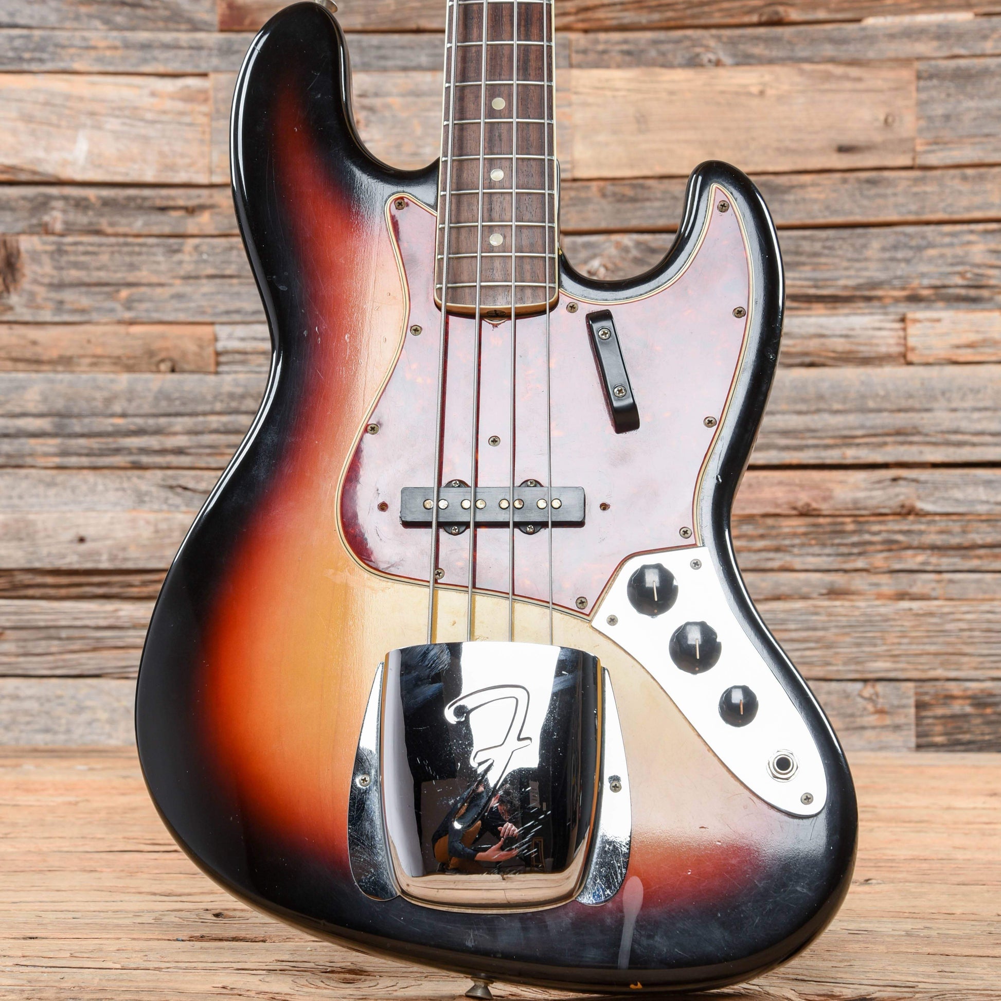 Fender Jazz Bass Sunburst 1966 Bass Guitars / 4-String