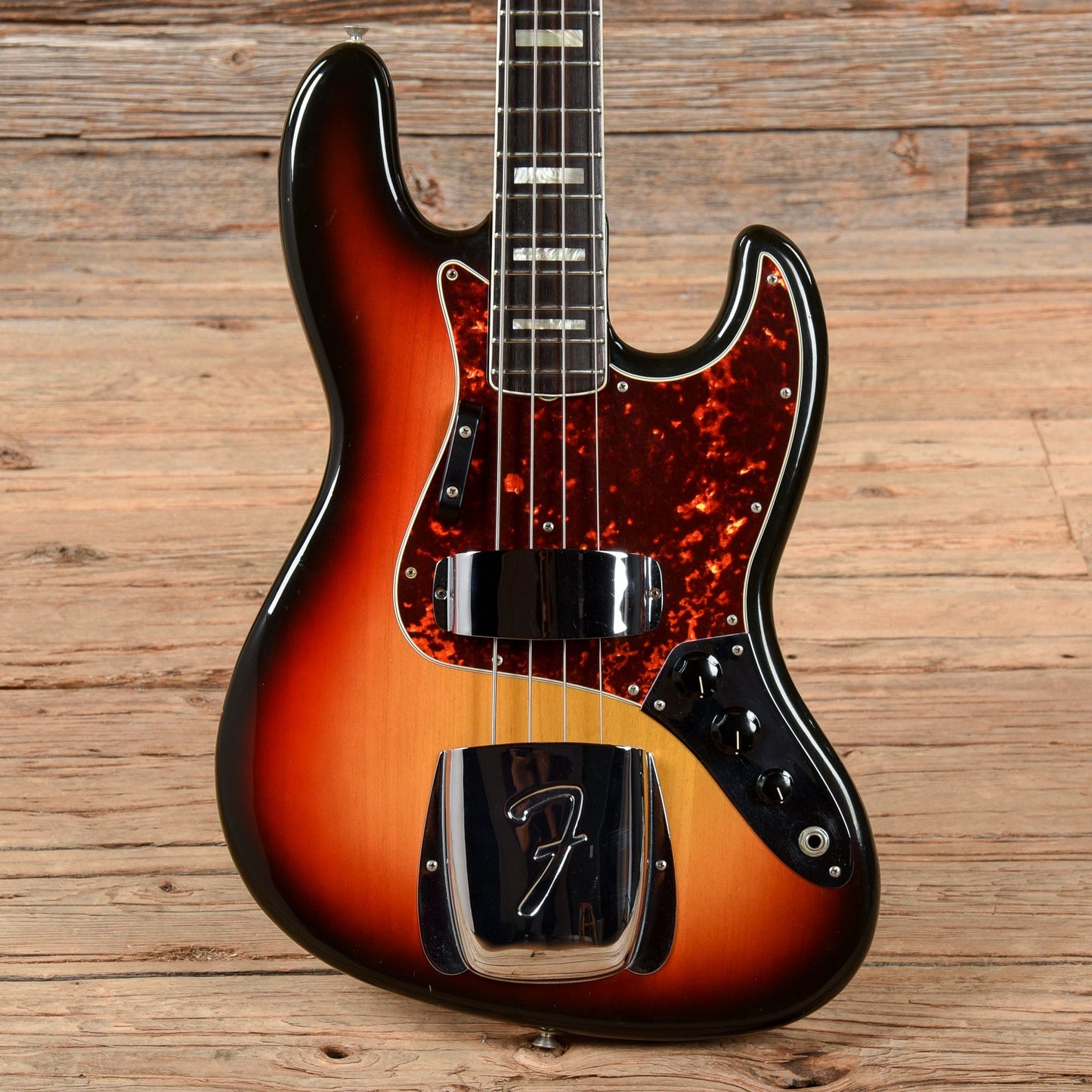 Fender Jazz Bass Sunburst 1975 Bass Guitars / 4-String