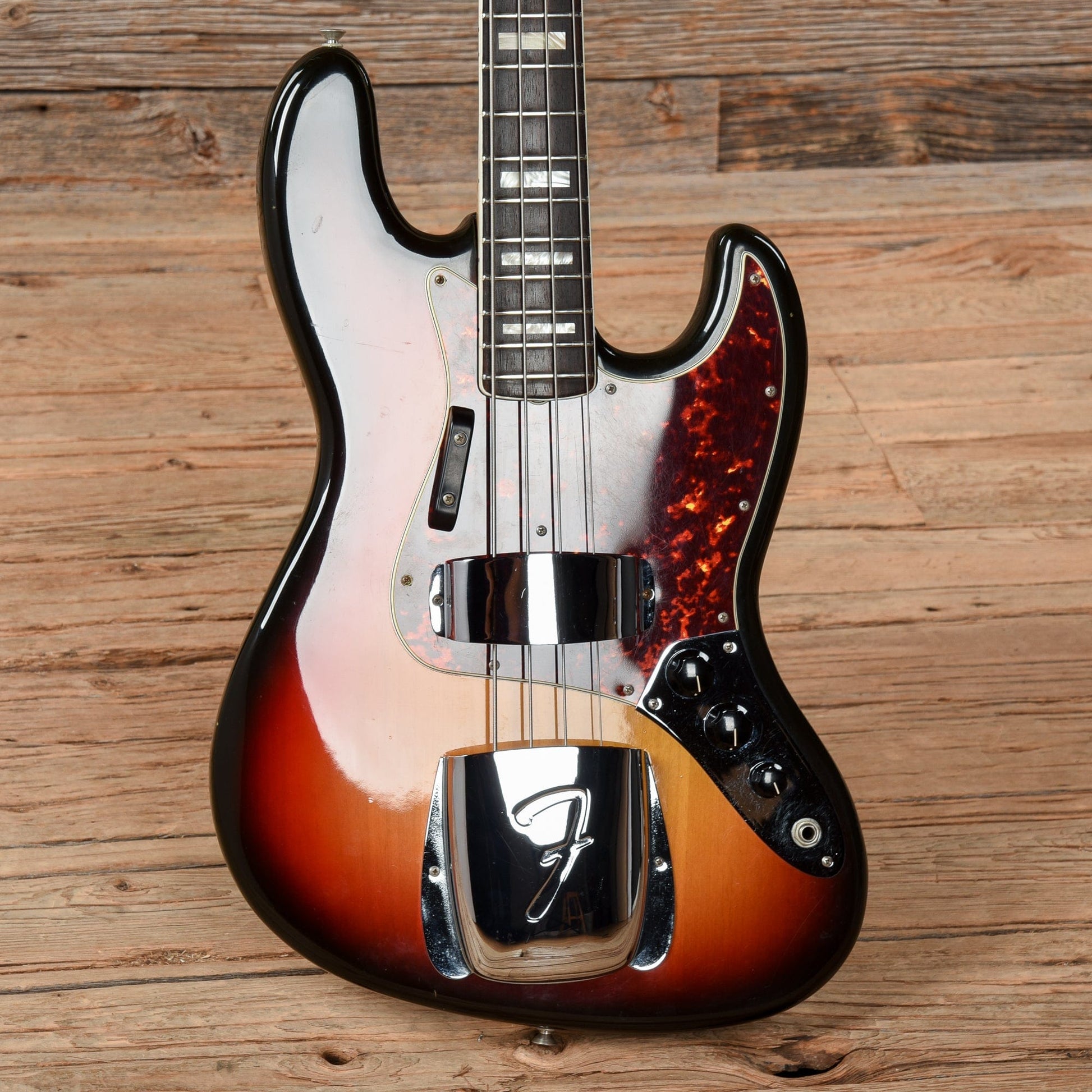 Fender Jazz Bass Sunburst 1975 Bass Guitars / 4-String