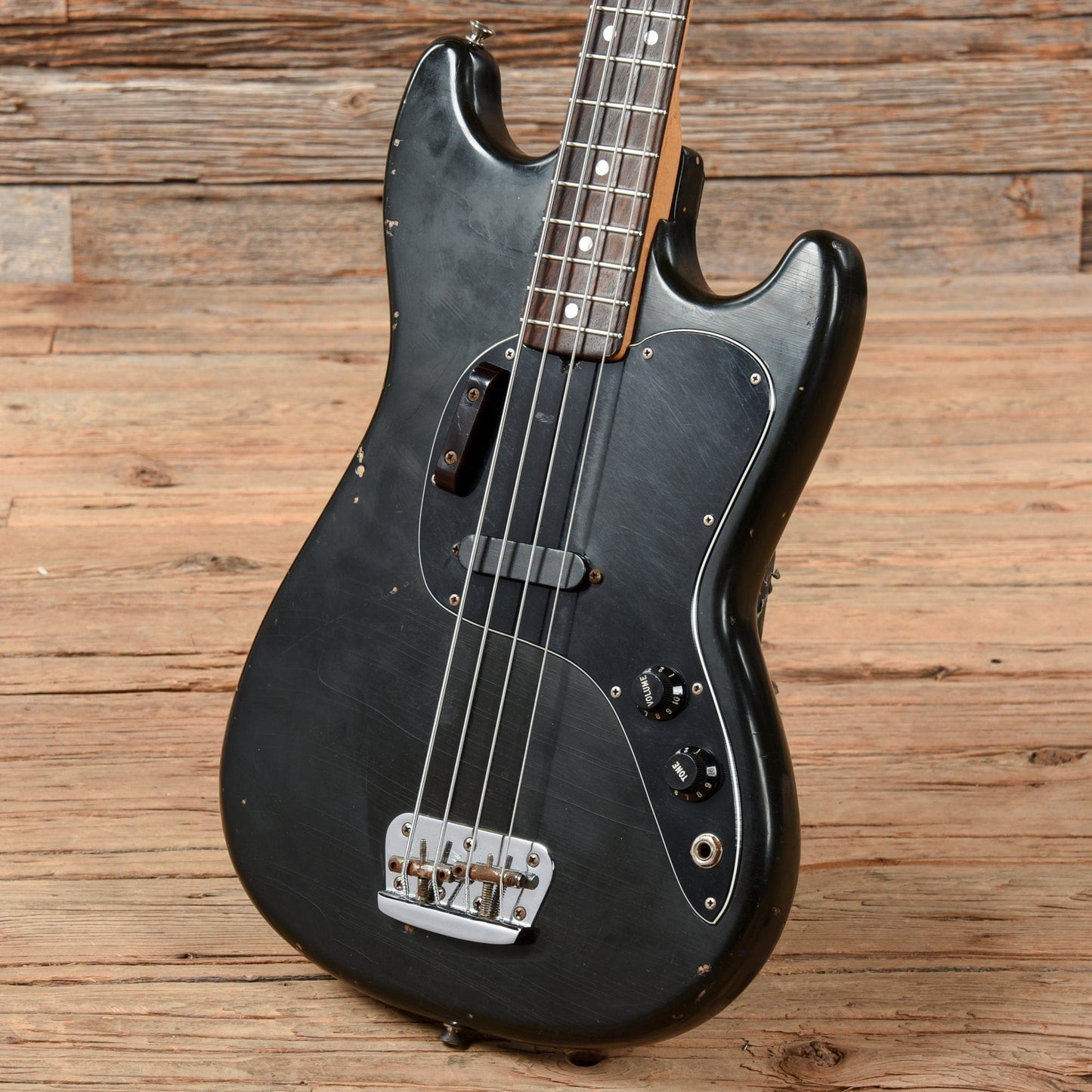 Fender Musicmaster Bass Black 1979 Bass Guitars / 4-String