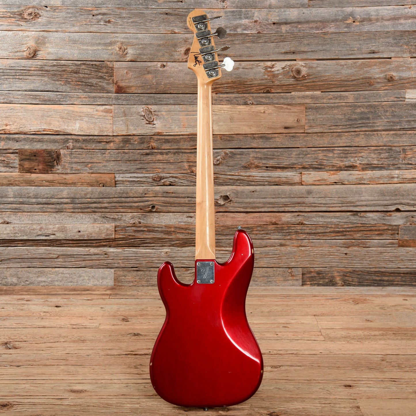 Fender Nate Mendel Artist Series Signature Precision Bass Candy Apple Red Bass Guitars / 4-String