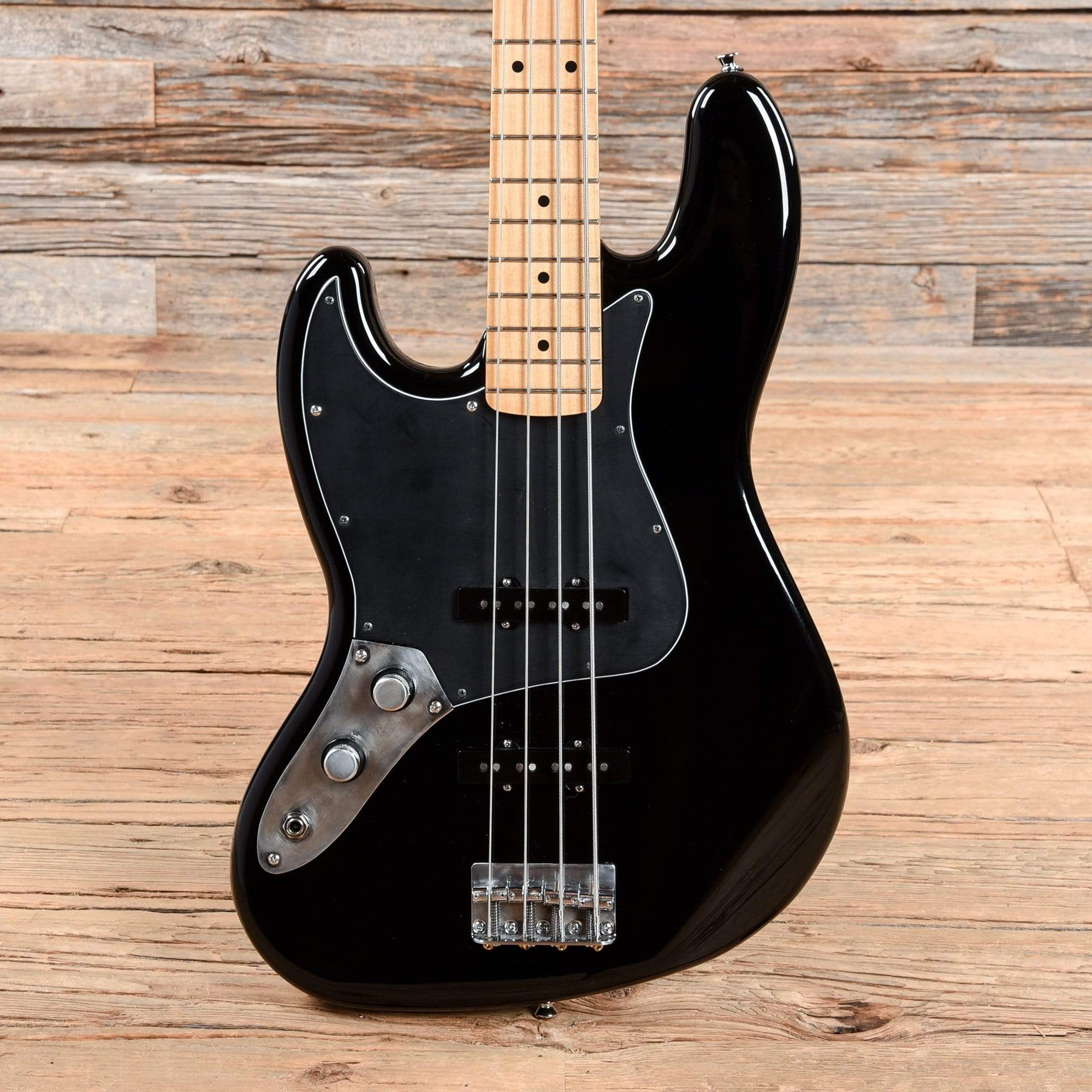 Fender Player Jazz Bass Black 2018 LEFTY – Chicago Music Exchange