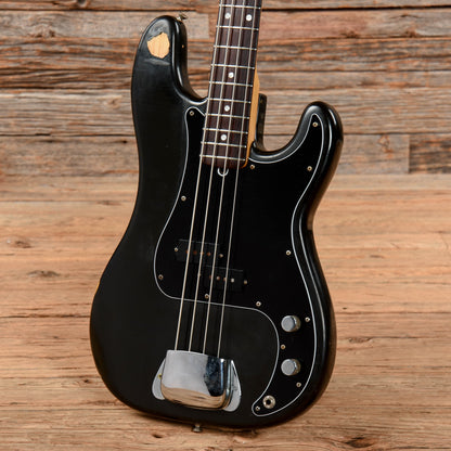 Fender Precision Bass Black 1979 Bass Guitars / 4-String