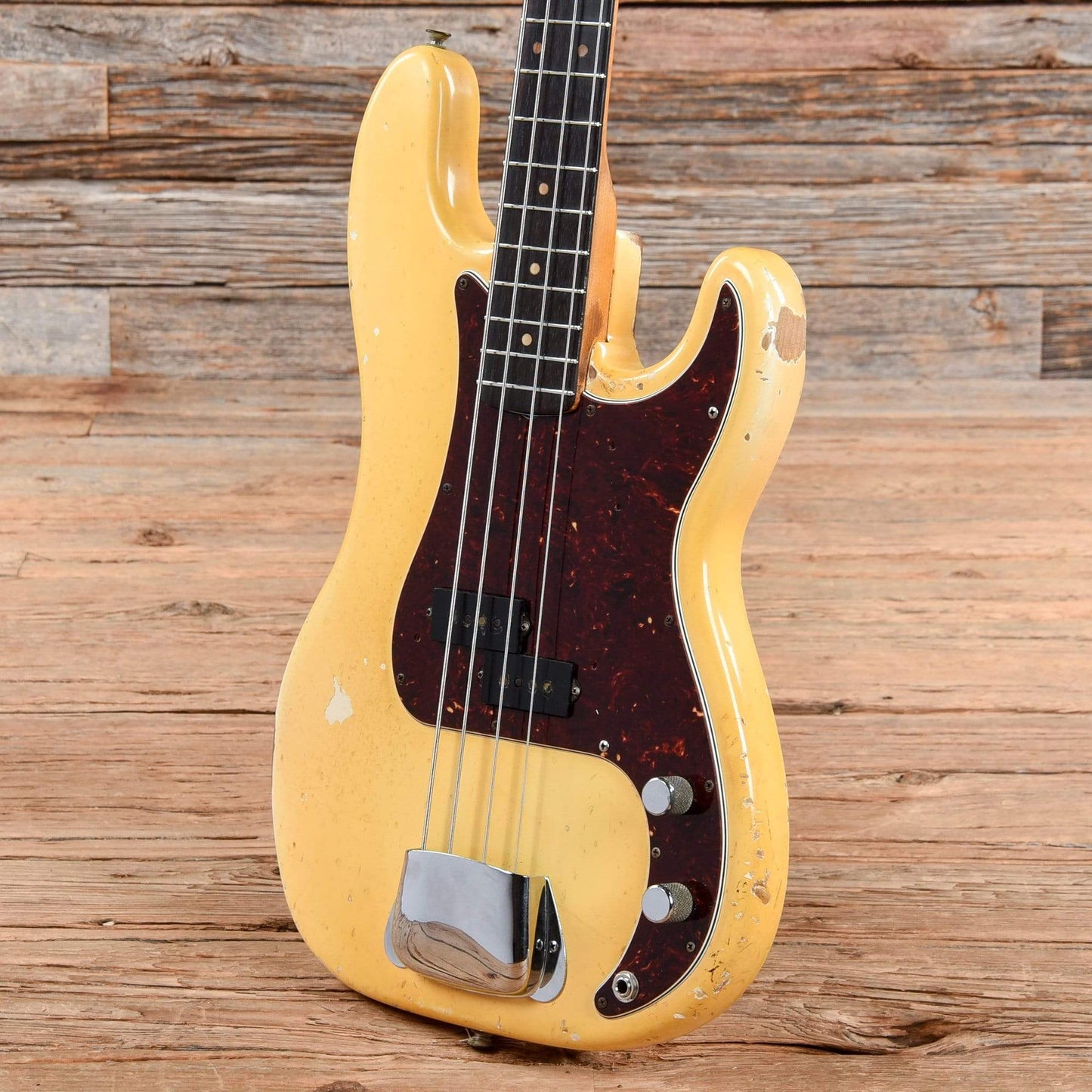 Fender Precision Bass Olympic White 1965 Bass Guitars / 4-String