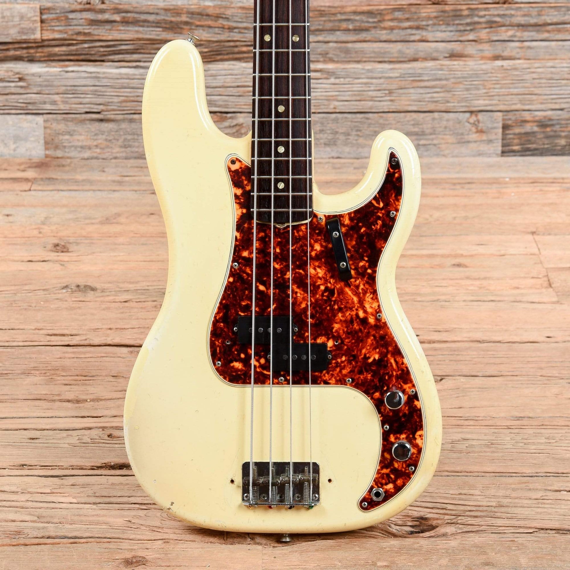 Fender Precision Bass Olympic White 1966 Bass Guitars / 4-String