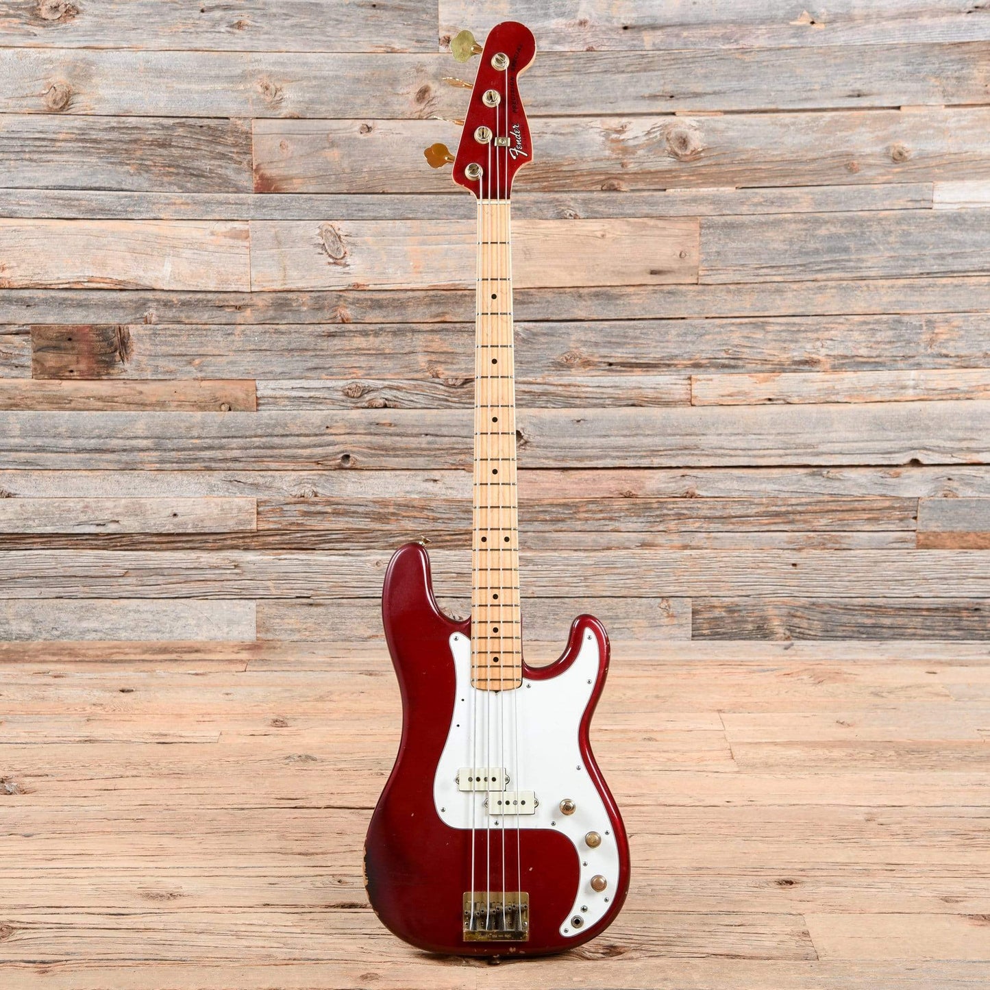 Fender Precision Bass Special Candy Apple Red 1981 Bass Guitars / 4-String