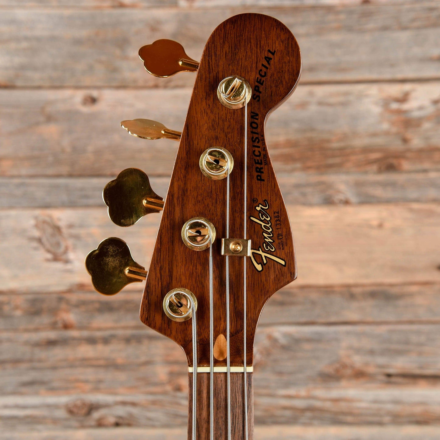 Fender Precision Bass Special Walnut 1982 Bass Guitars / 4-String