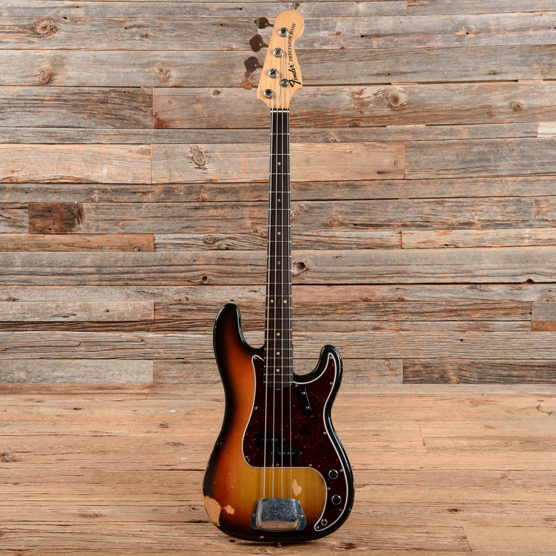 Fender Precision Bass Sunburst 1969 Bass Guitars / 4-String