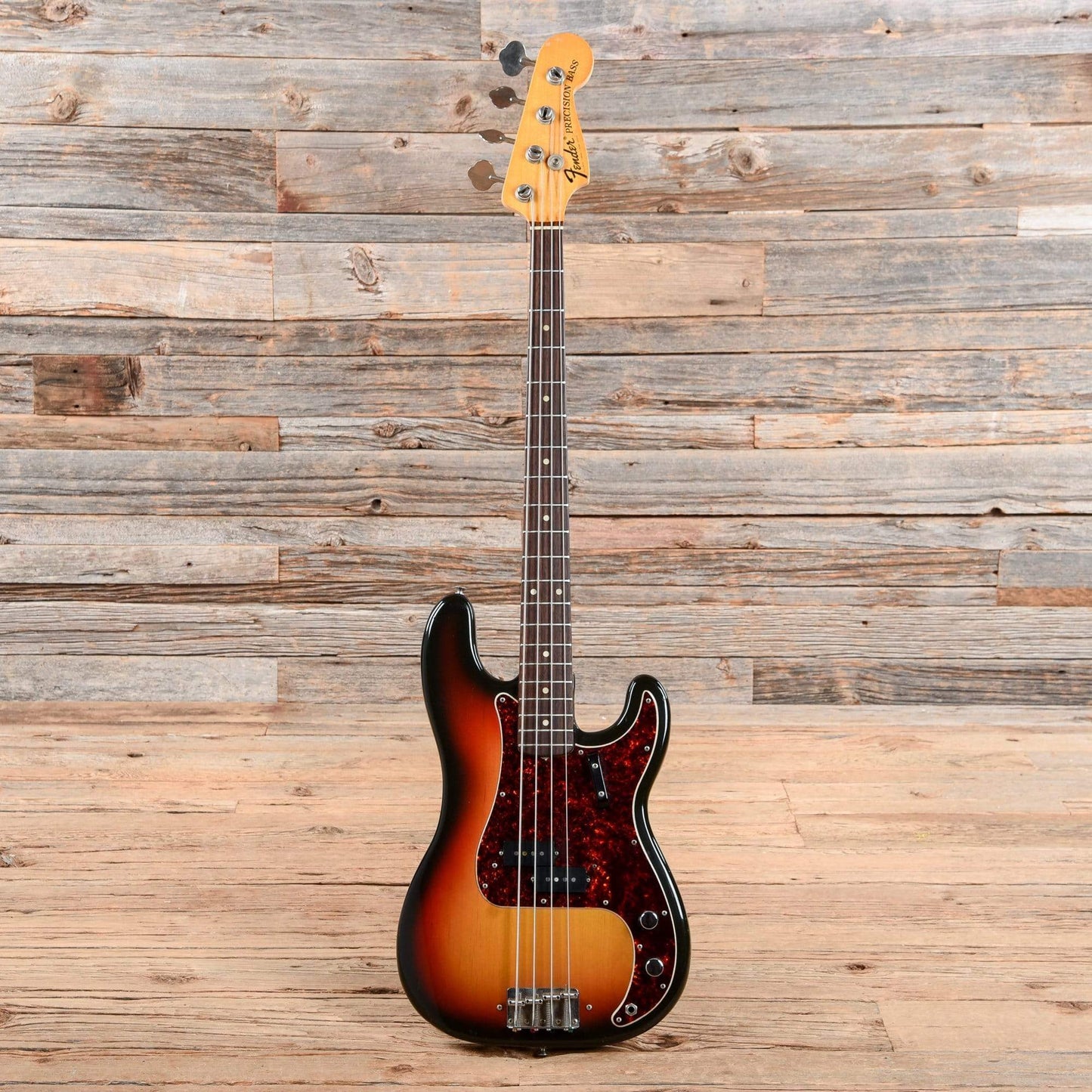 Fender Precision Bass Sunburst 1972 Bass Guitars / 4-String