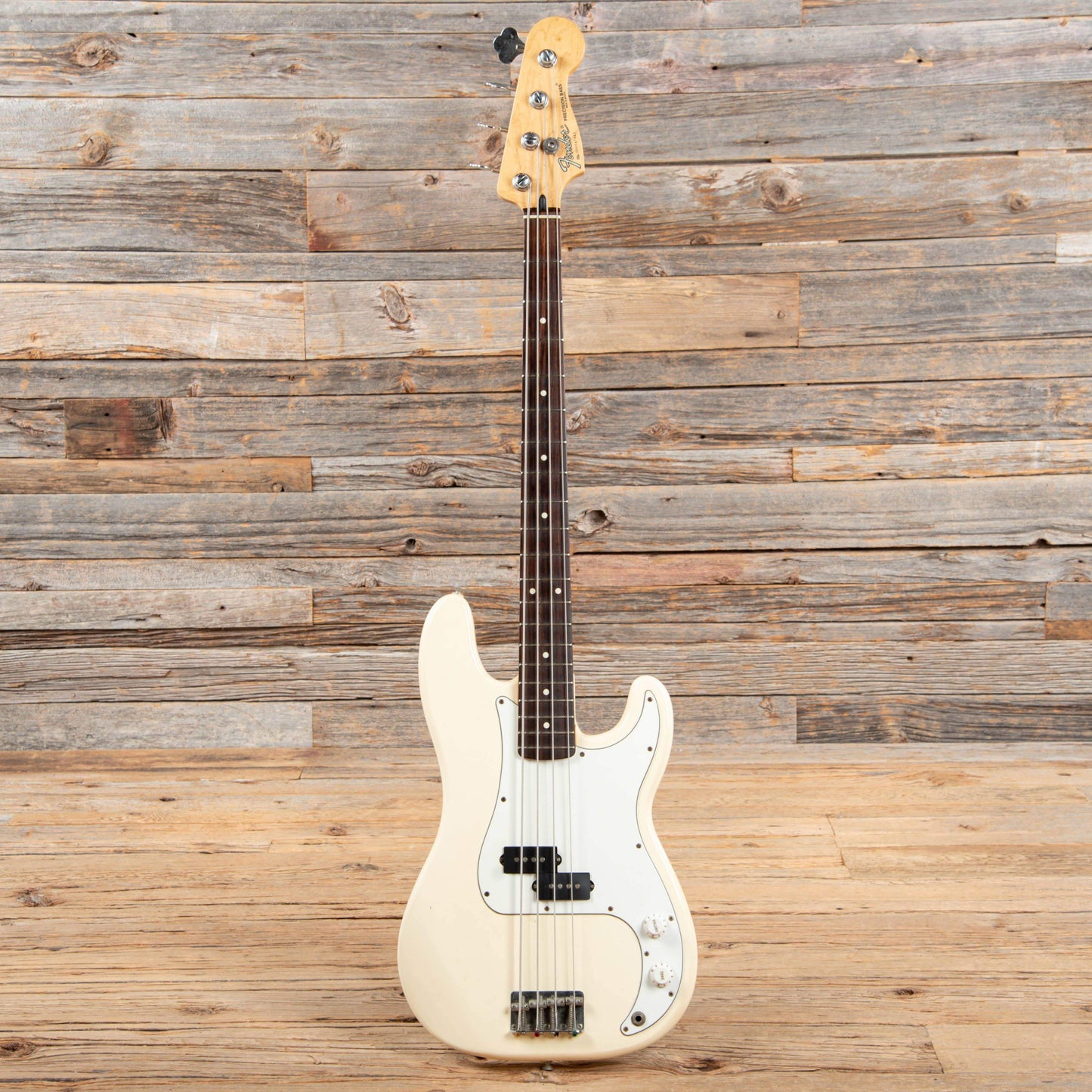 Fender Standard Precision Bass Olympic White 1999 Bass Guitars / 4-String