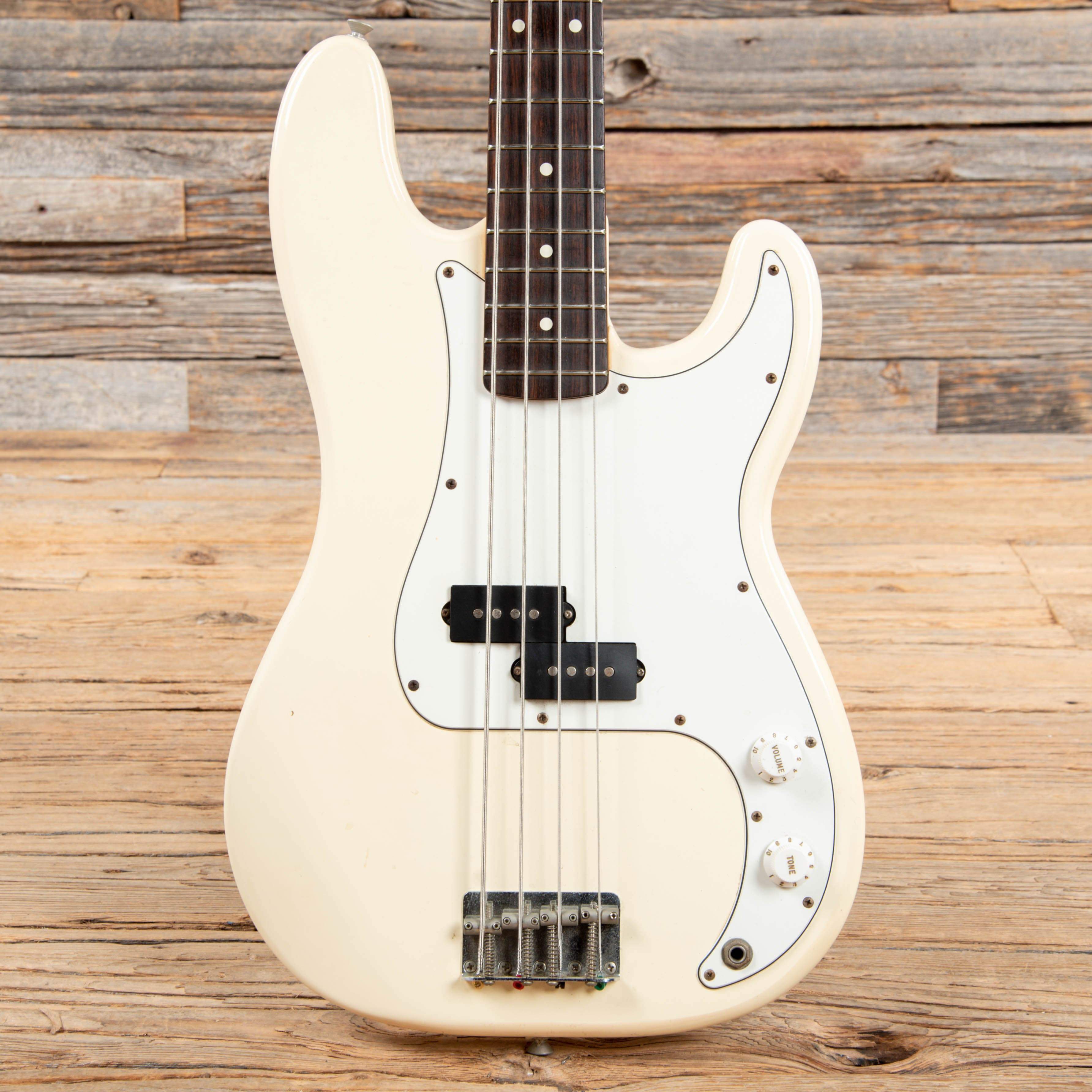 Fender Standard Precision Bass Olympic White 1999 – Chicago Music Exchange