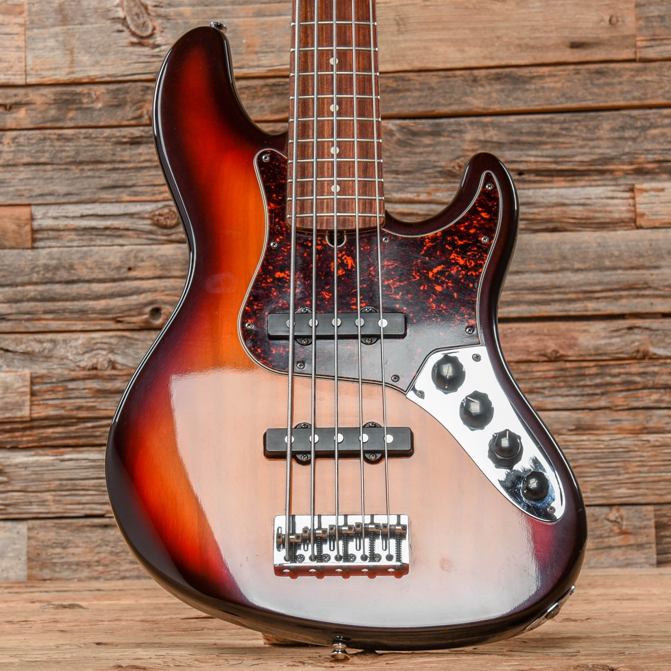 Fender American Deluxe Jazz Bass V Sunburst 1997 – Chicago Music 
