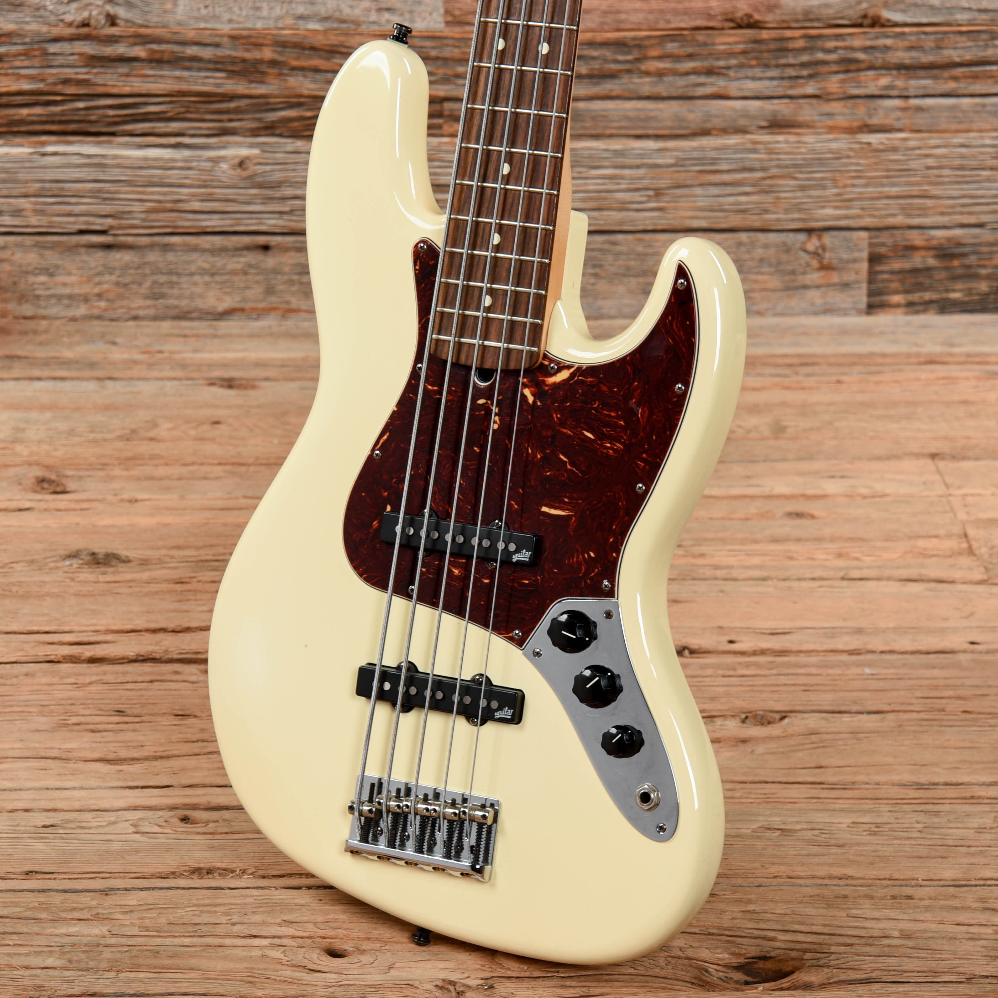 Fender American Standard Jazz Bass V White – Chicago Music Exchange