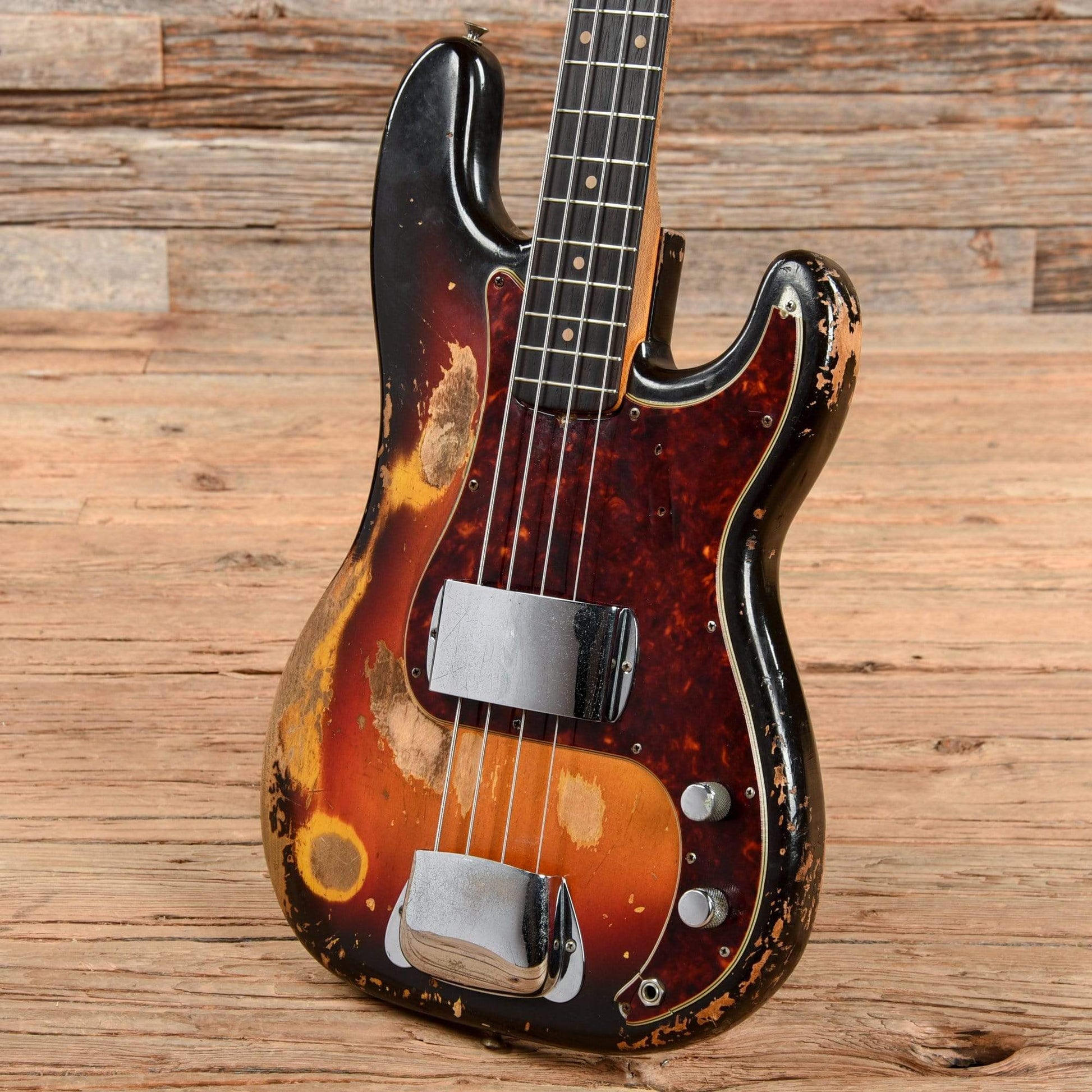 Fender Precision Bass Sunburst 1962 Bass Guitars / 5-String or More