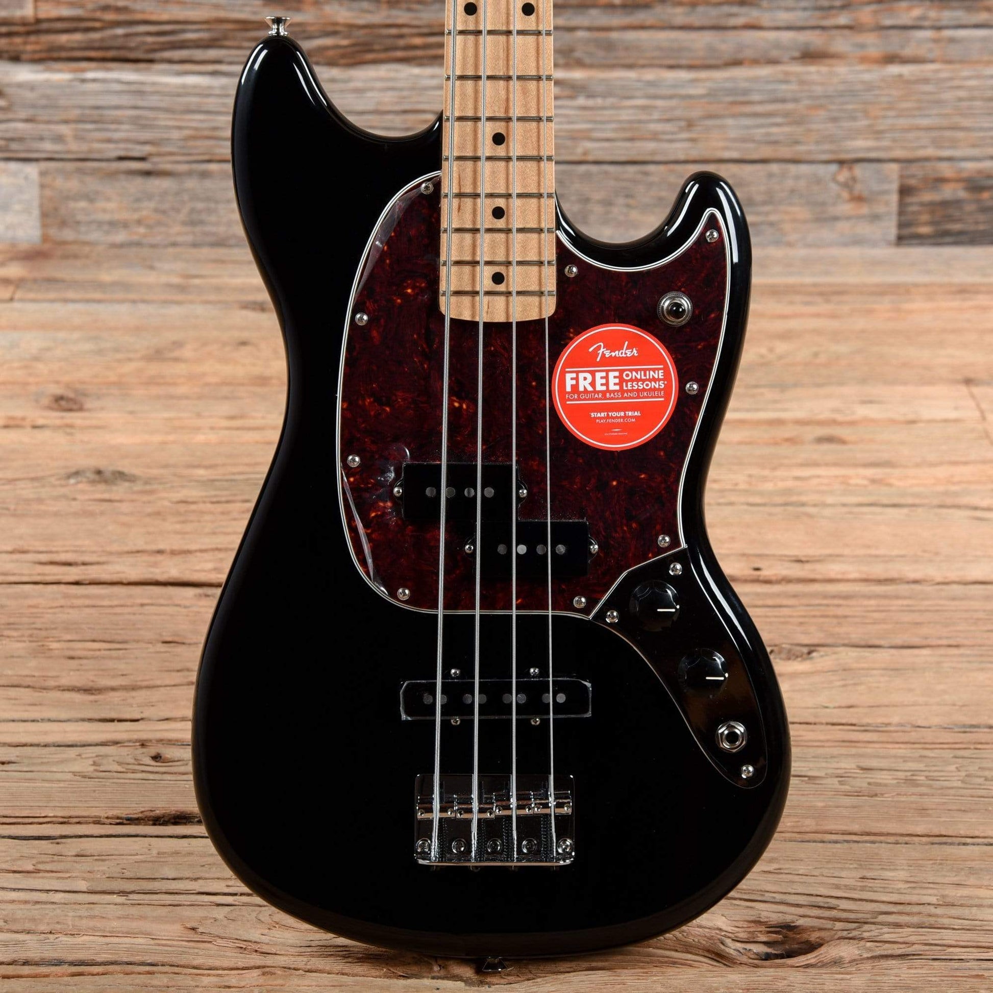 Fender Player Mustang Bass PJ Black w/Tortoise Pickguard Bass Guitars / Short Scale