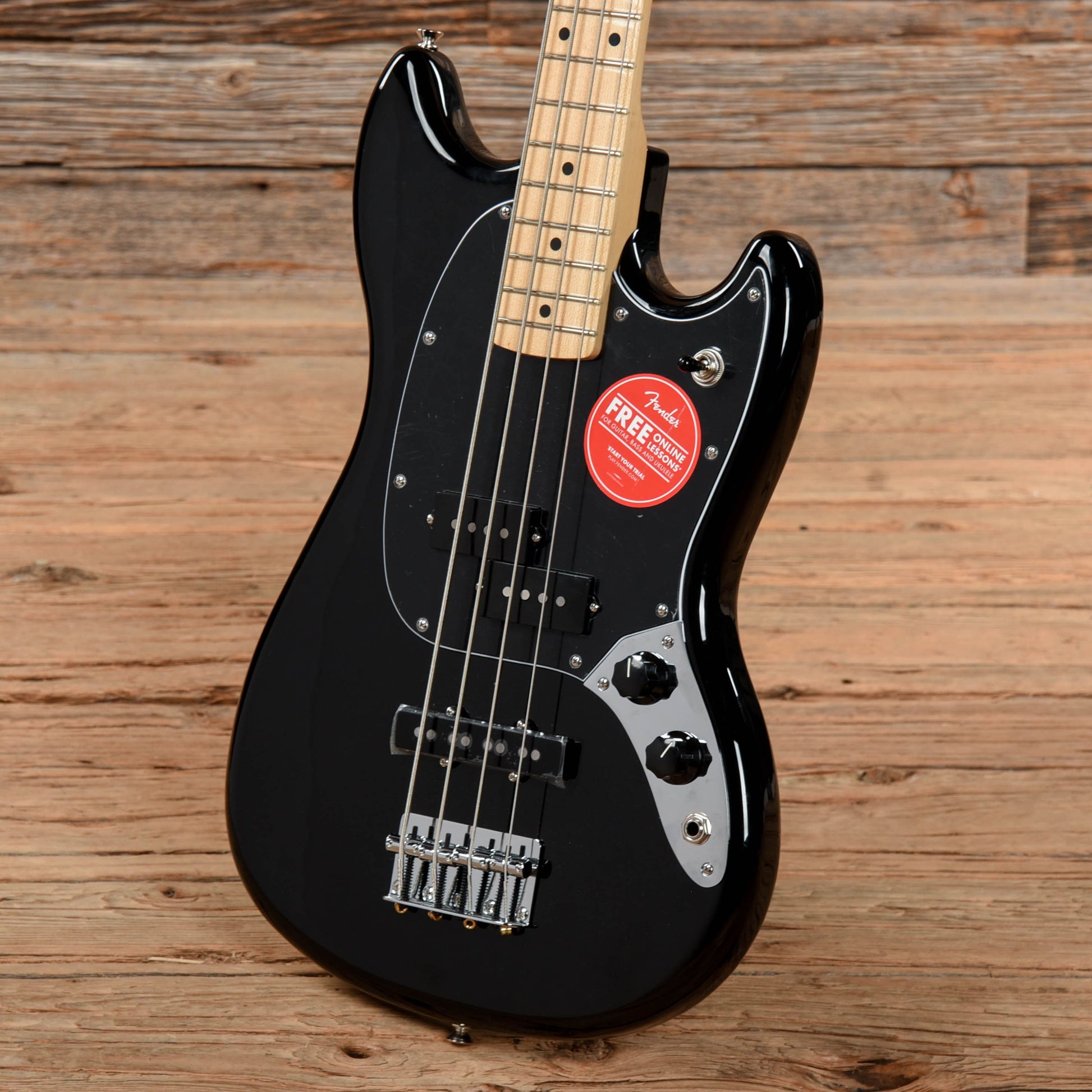 Fender Player Mustang Bass PJ Black w/Tortoise Pickguard Bass Guitars / Short Scale