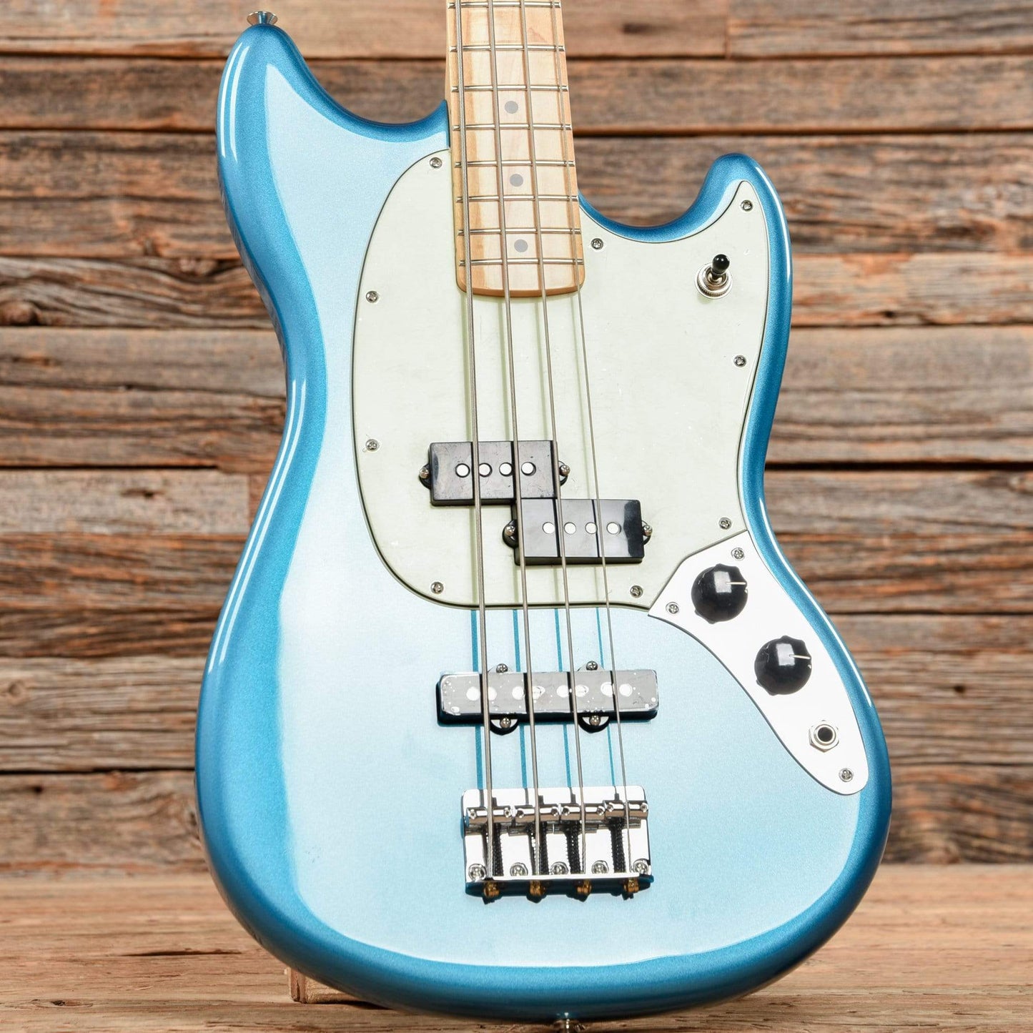 Fender Player Mustang Bass PJ Lake Placid Blue w/Mint Pickguard Bass Guitars / Short Scale