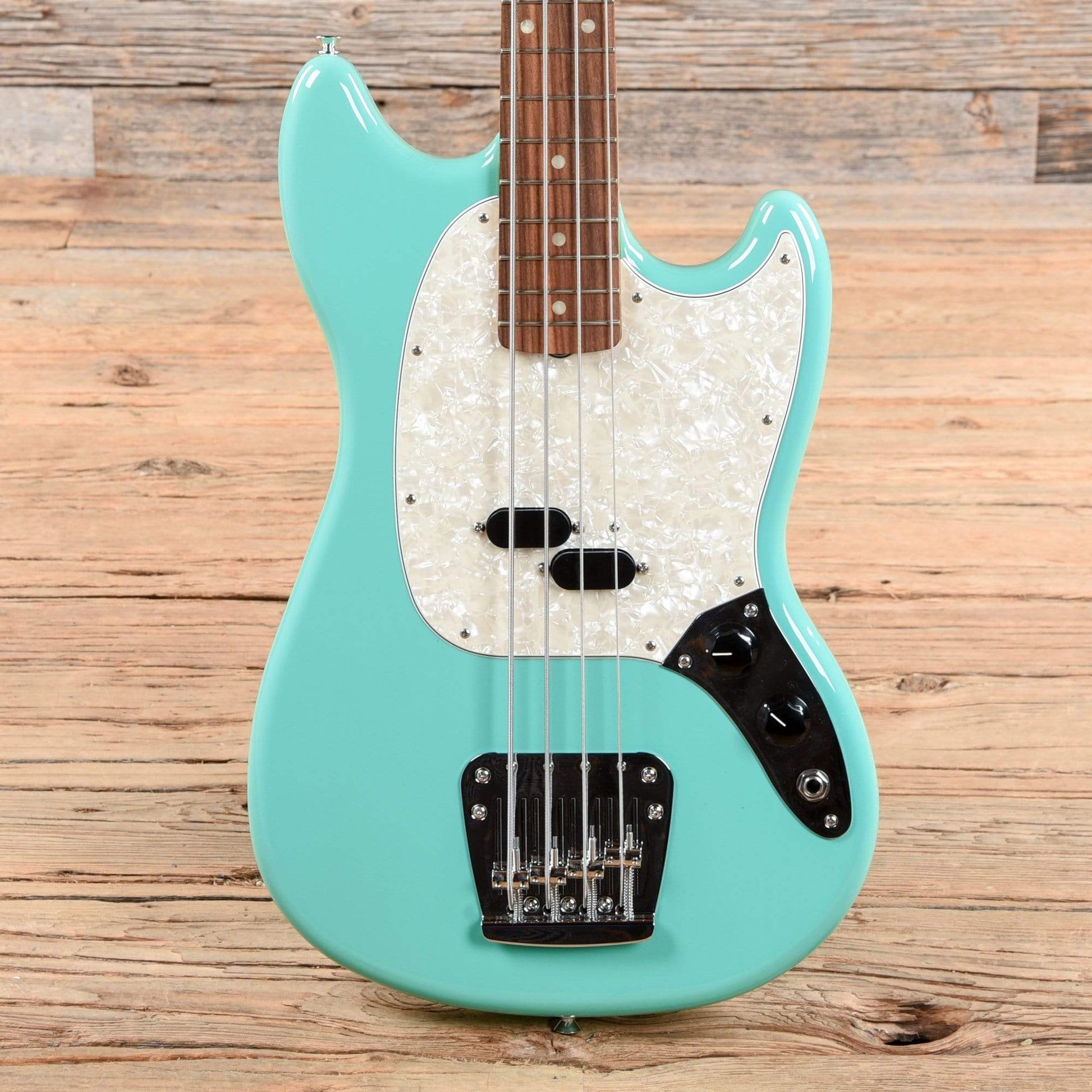 Fender Vintera '60s Mustang Bass Sea Foam Green 2019 Bass Guitars / Short Scale