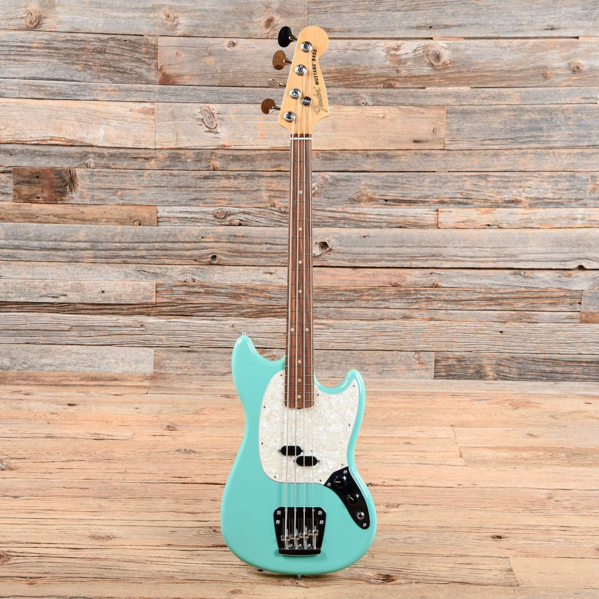 Fender Vintera '60s Mustang Bass Sea Foam Green 2019 Bass Guitars / Short Scale