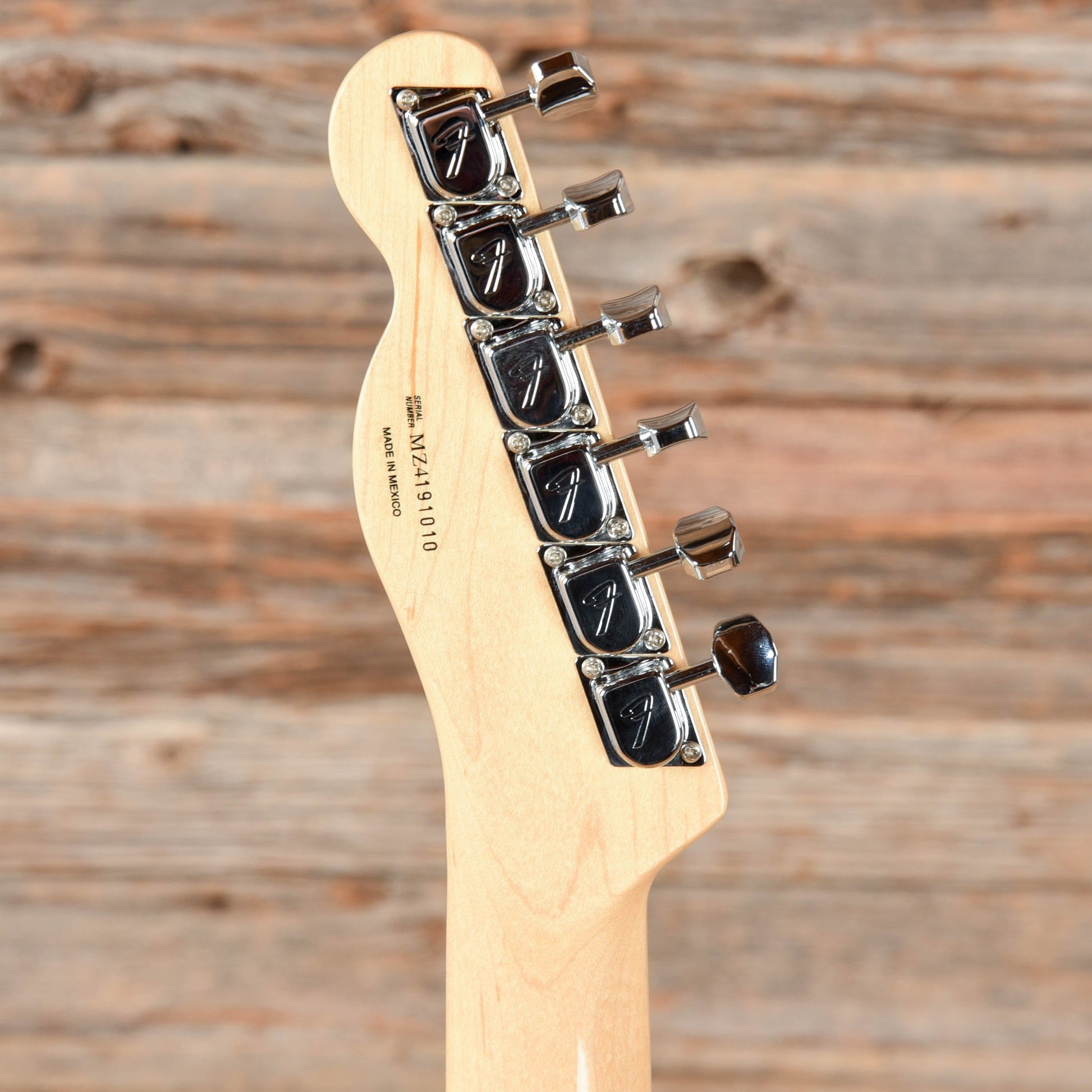 Fender Classic Series '72 Telecaster Thinline Natural Electric Guitars / Semi-Hollow