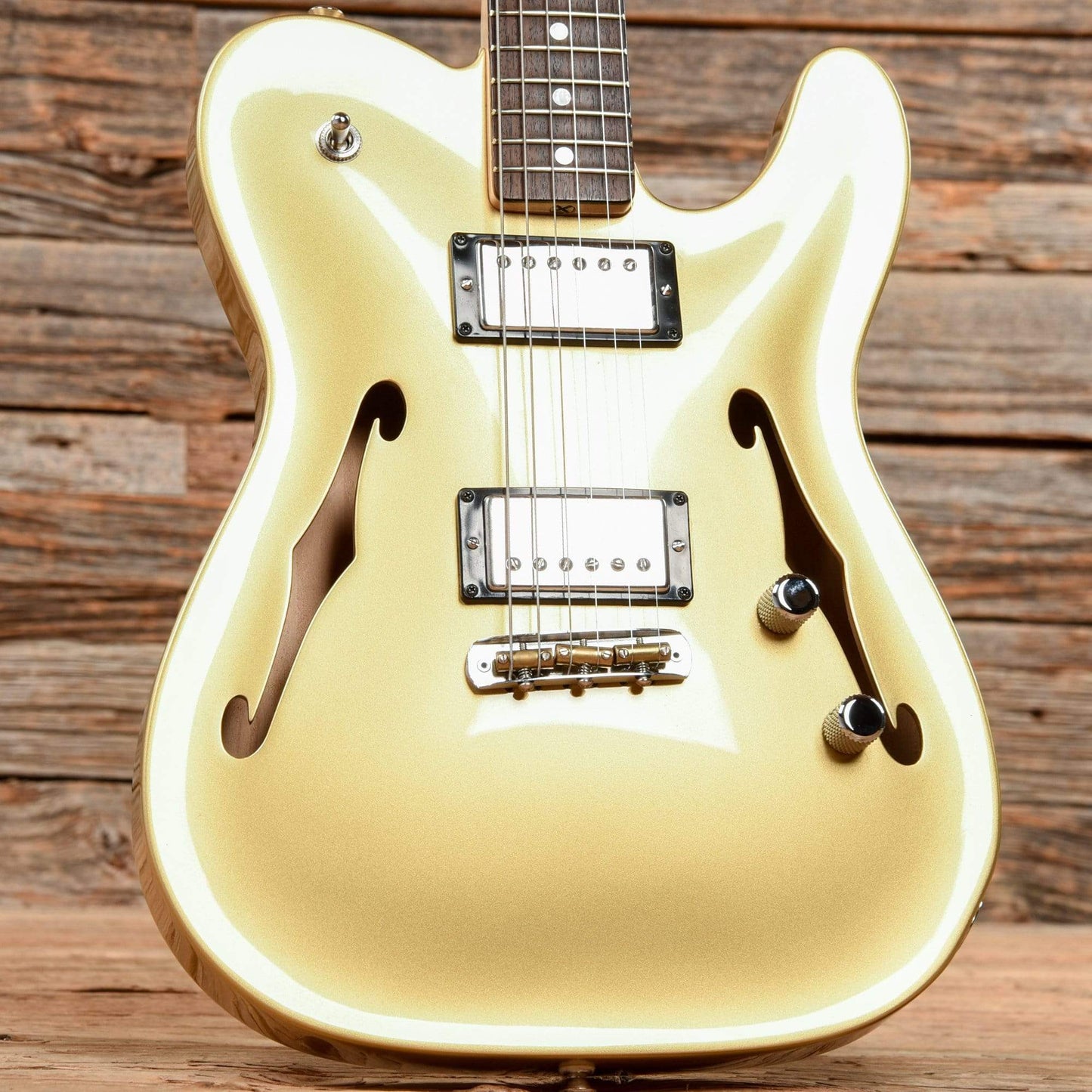 Fender Custom Shop Carved Top Telecaster Paul Waller Masterbuilt Shoreline Gold 2014 Electric Guitars / Semi-Hollow