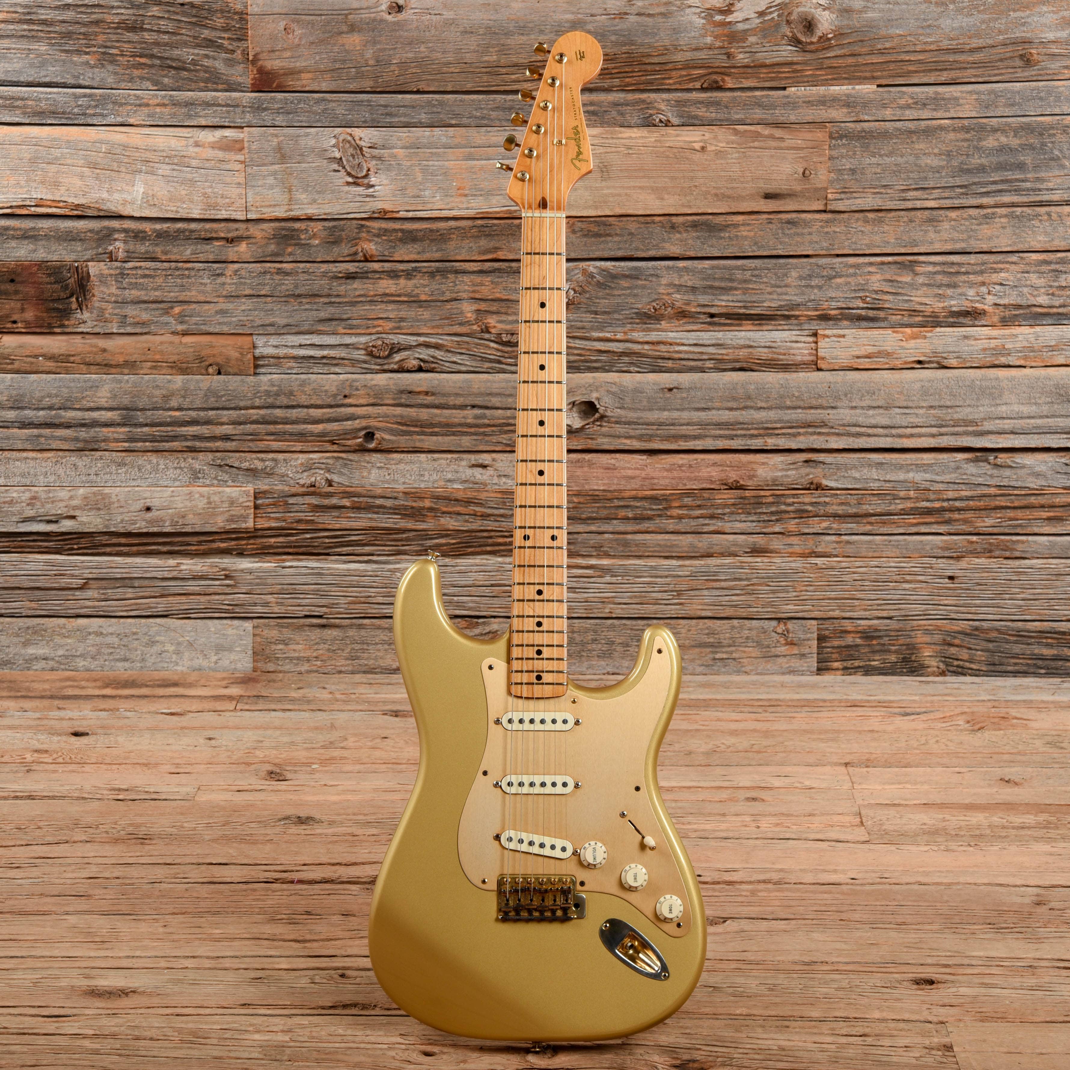 Fender 50th Anniversary Stratocaster Aztec Gold 2004 – Chicago Music  Exchange