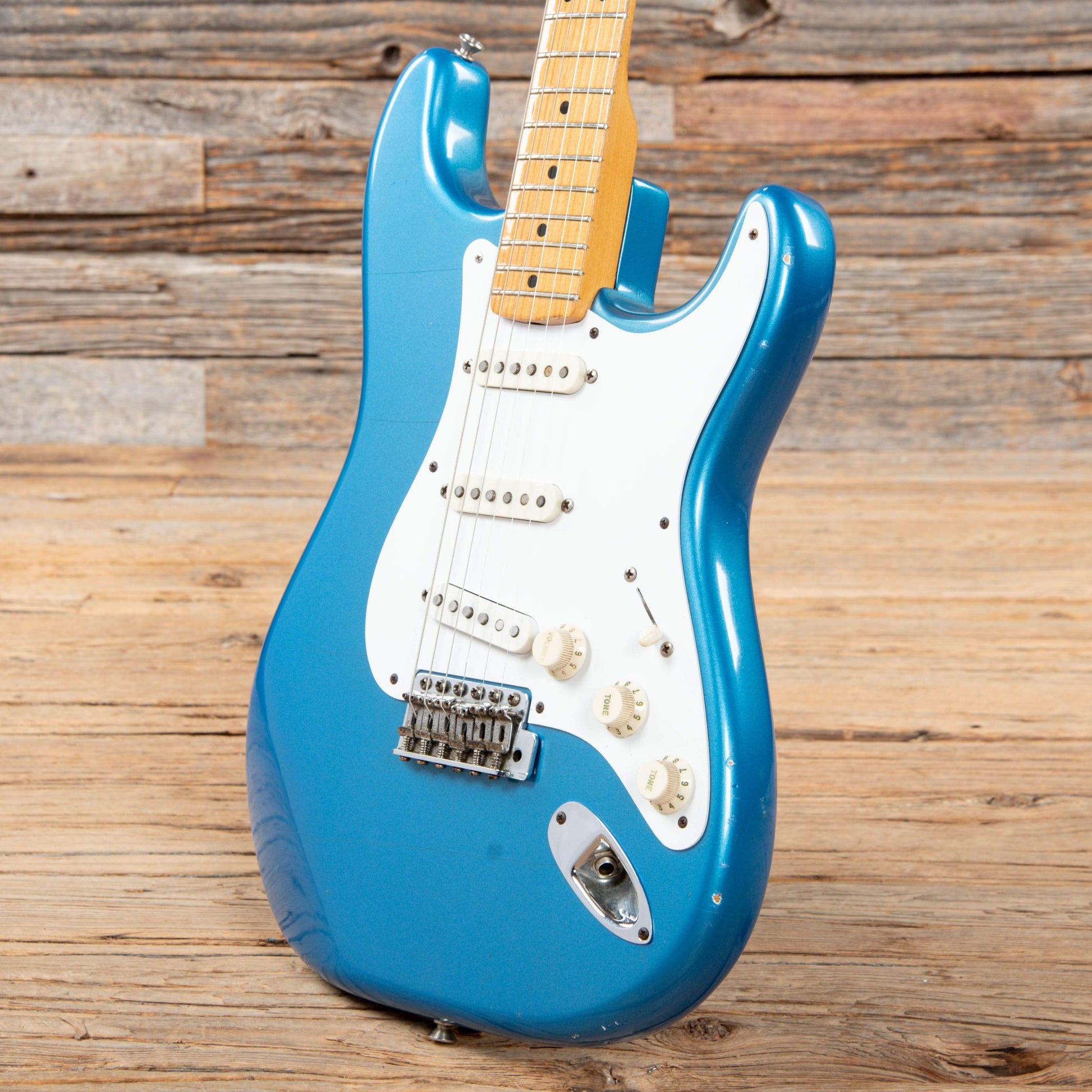 Fender '57 Stratocaster Fullerton Reissue Lake Placid Blue 1983 Electric Guitars / Solid Body