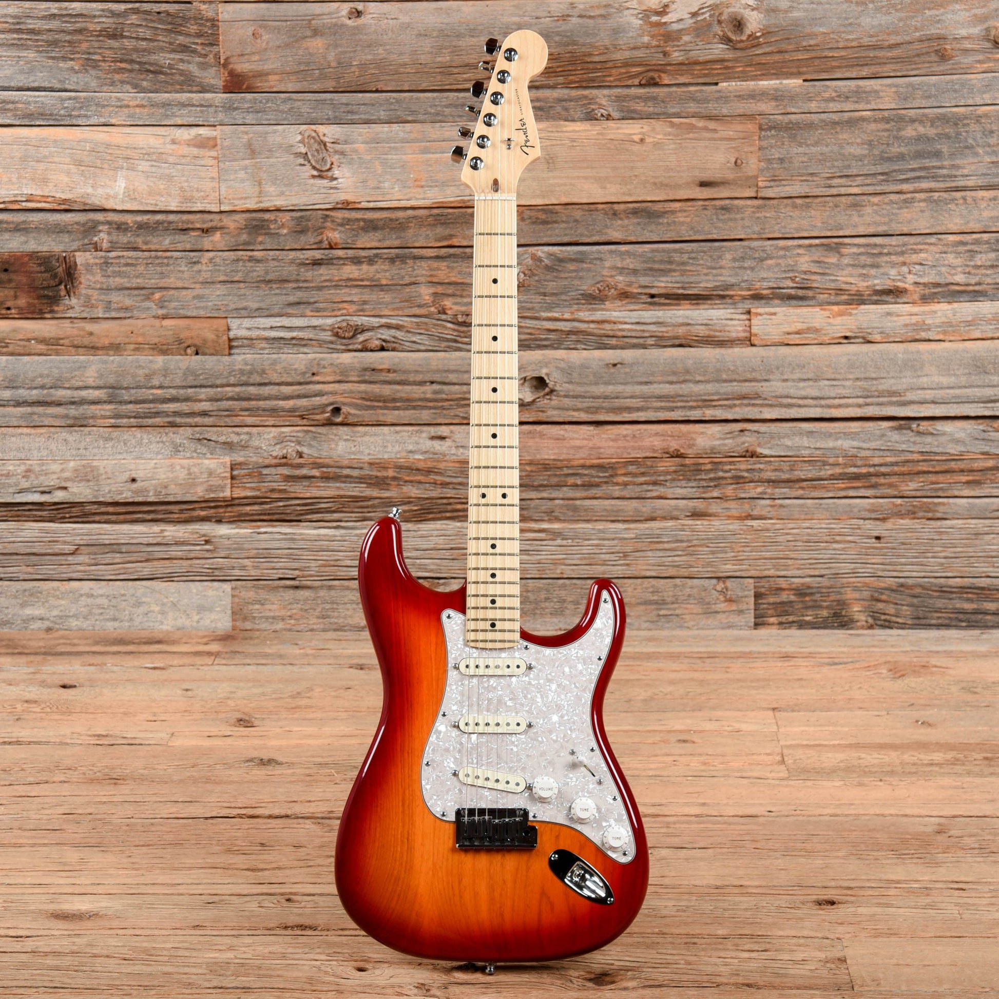 Fender American Deluxe Stratocaster Cherry Sunburst 2012 Electric Guitars / Solid Body