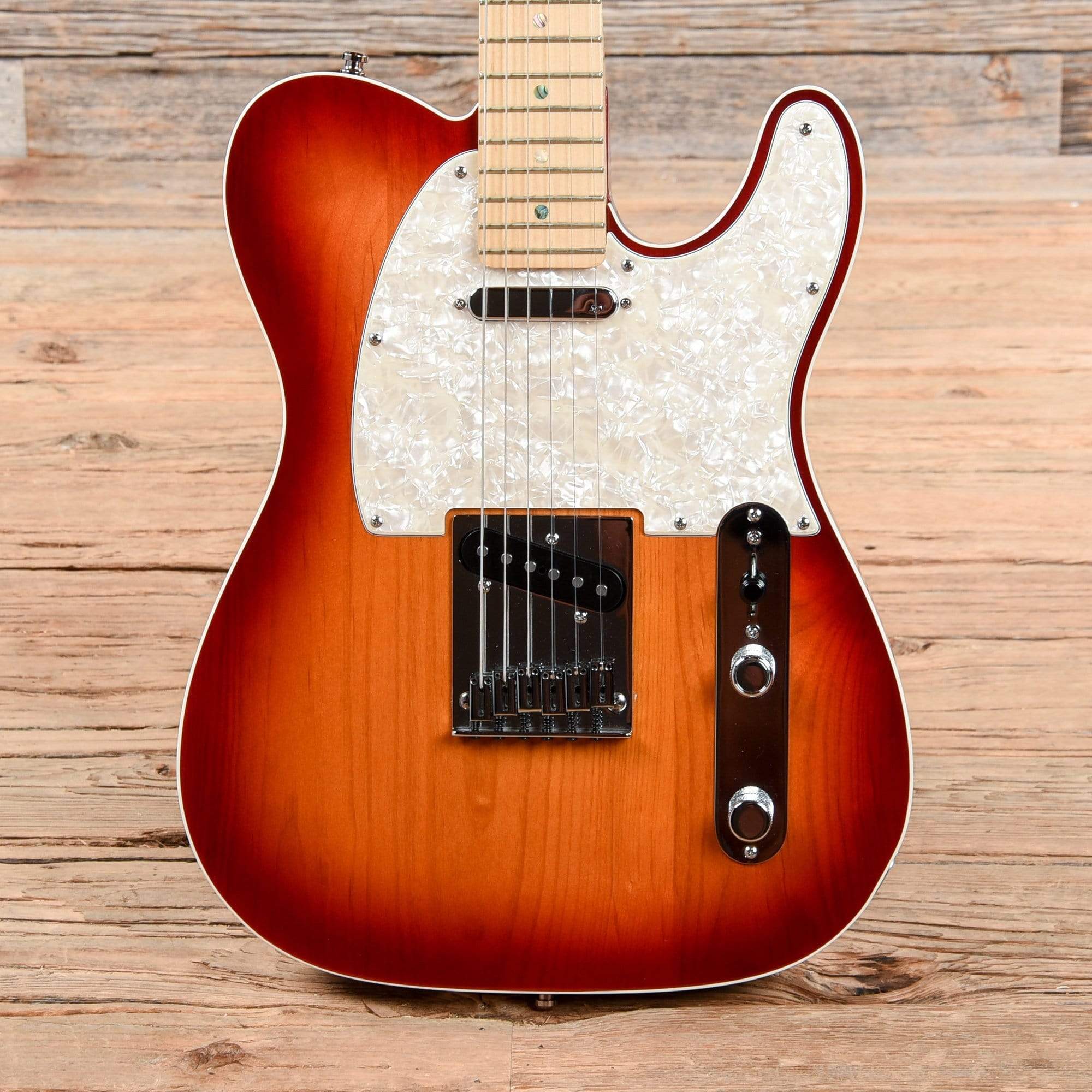 Fender American Deluxe Telecaster Aged Cherry Sunburst 2007 