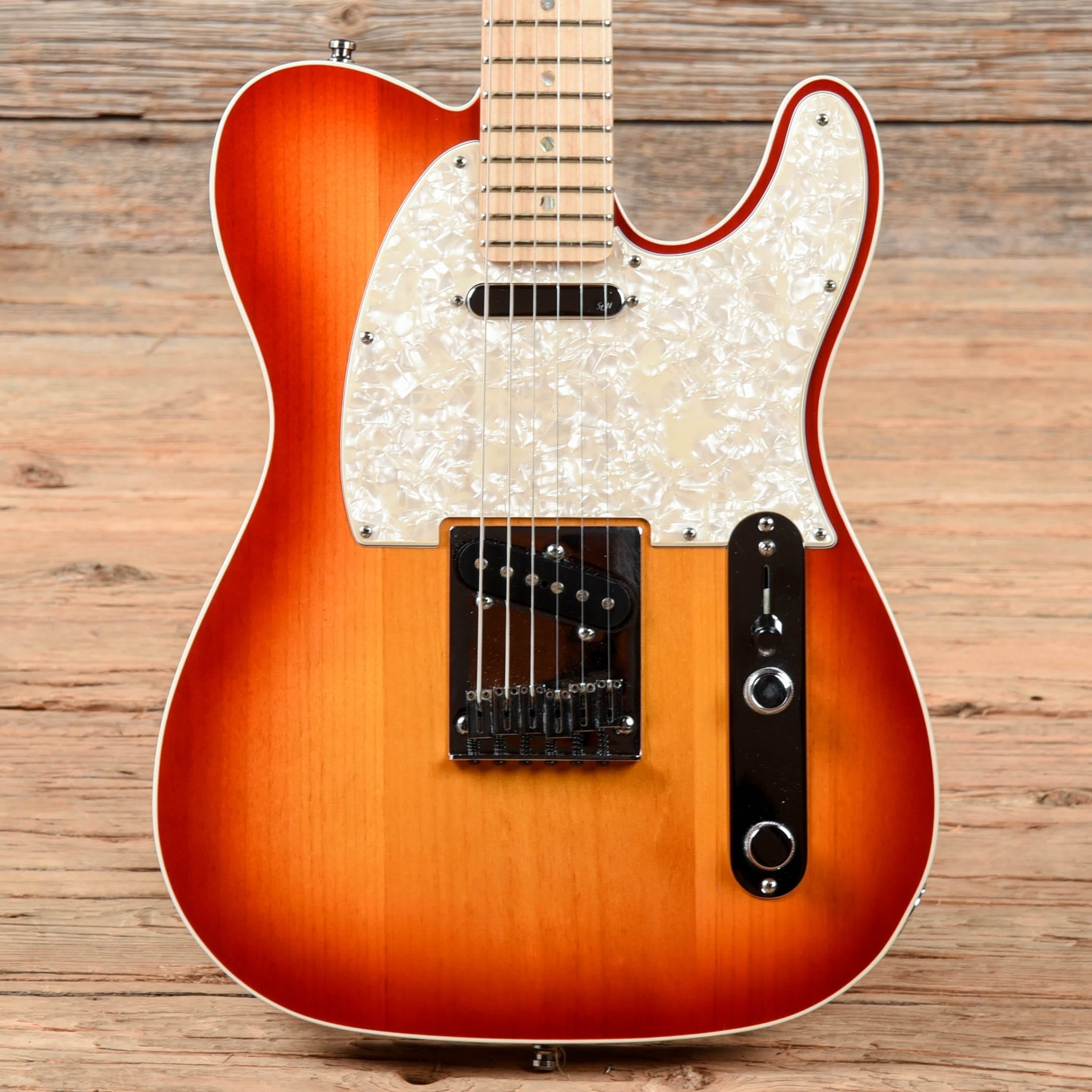 Fender American Deluxe Telecaster Cherry Sunburst 2009 – Chicago Music  Exchange