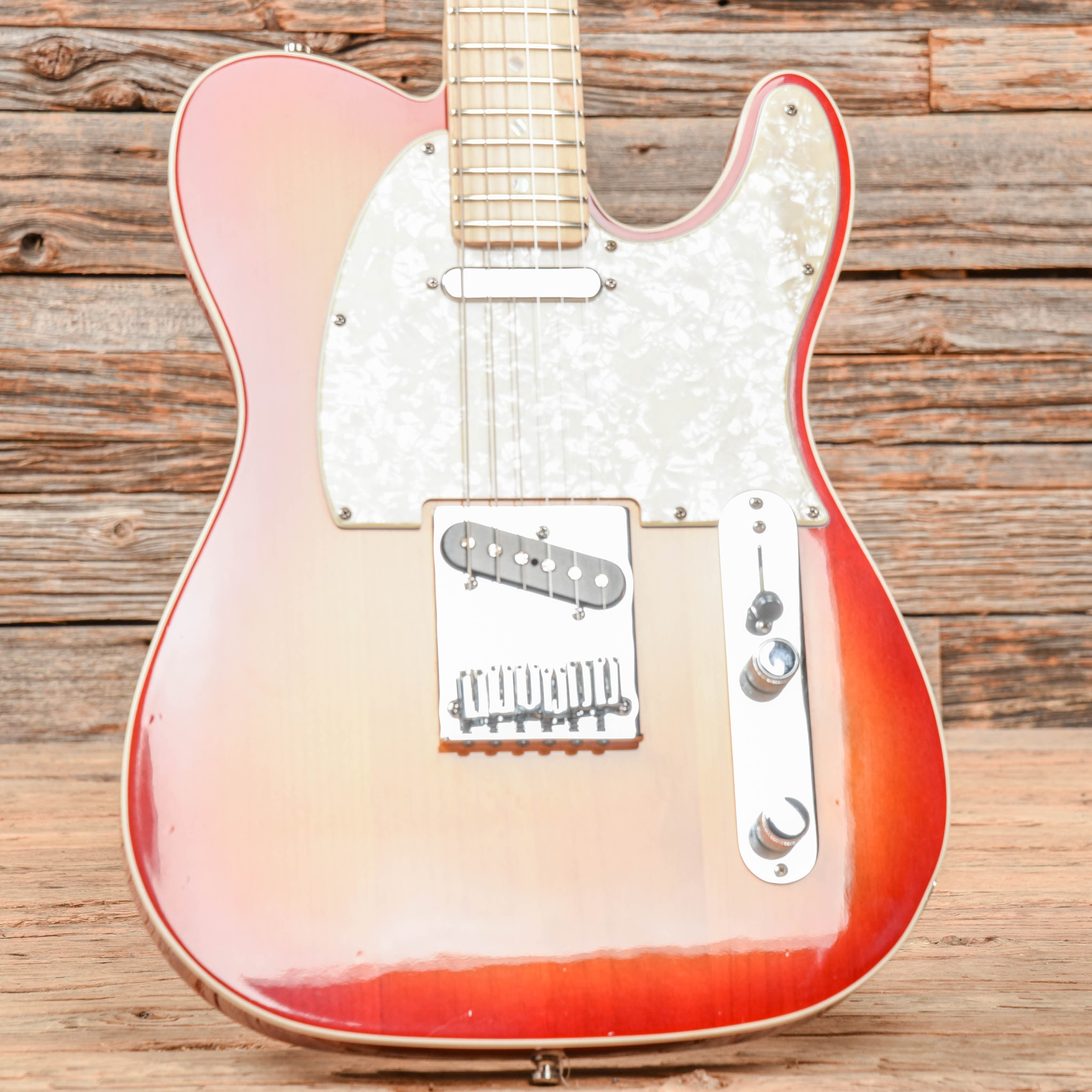 Fender American Deluxe Telecaster Cherry Sunburst 2009 – Chicago Music  Exchange