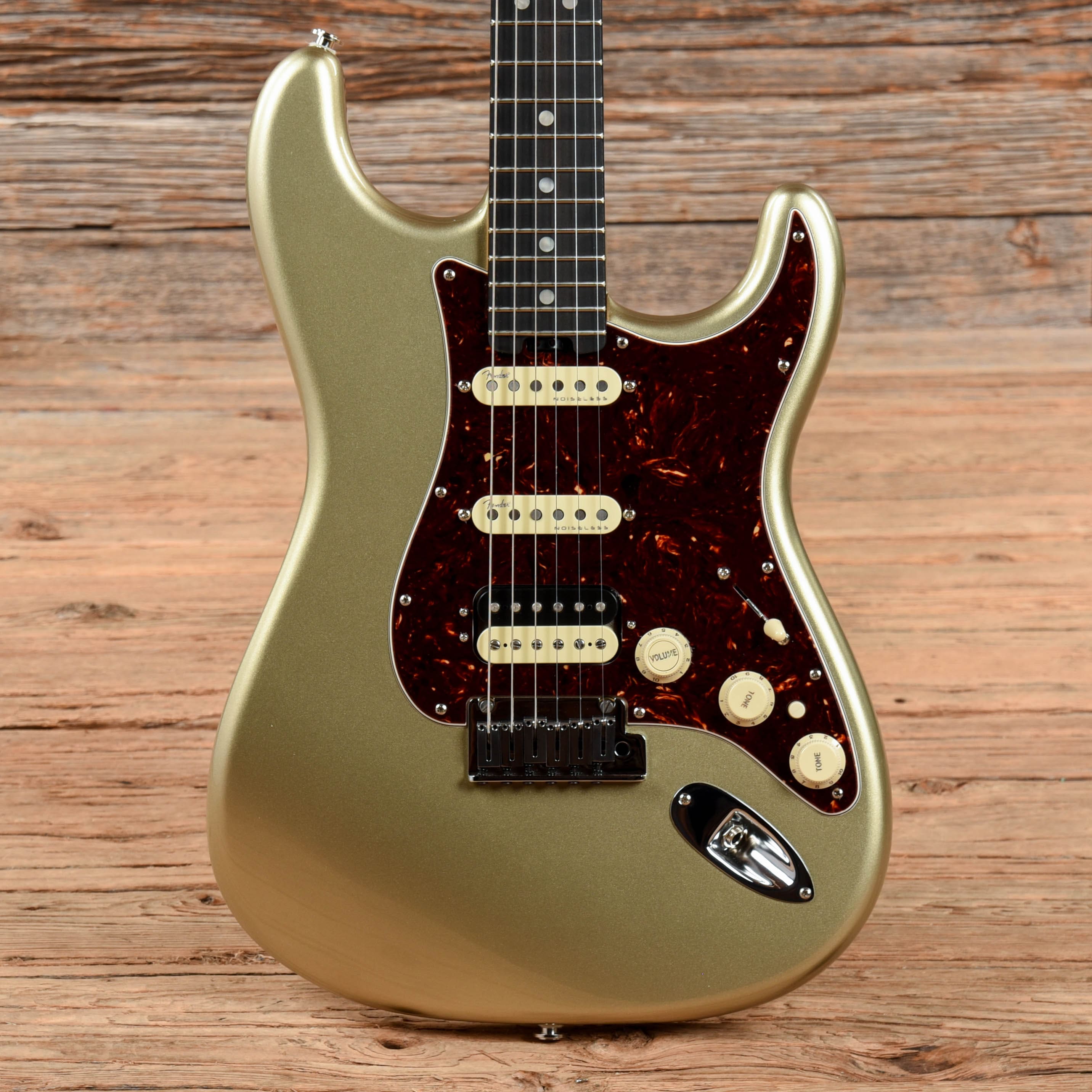 Fender American Elite Stratocaster HSS Champagne – Chicago Music Exchange