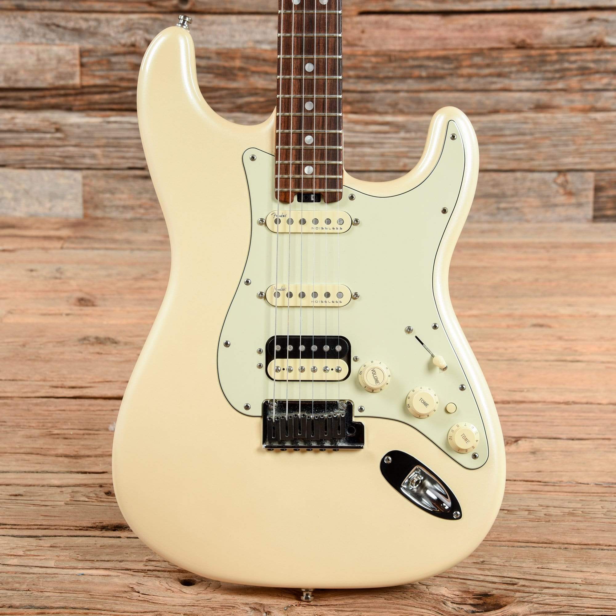 Fender American Elite Stratocaster HSS Olympic White 2015 – Chicago ...