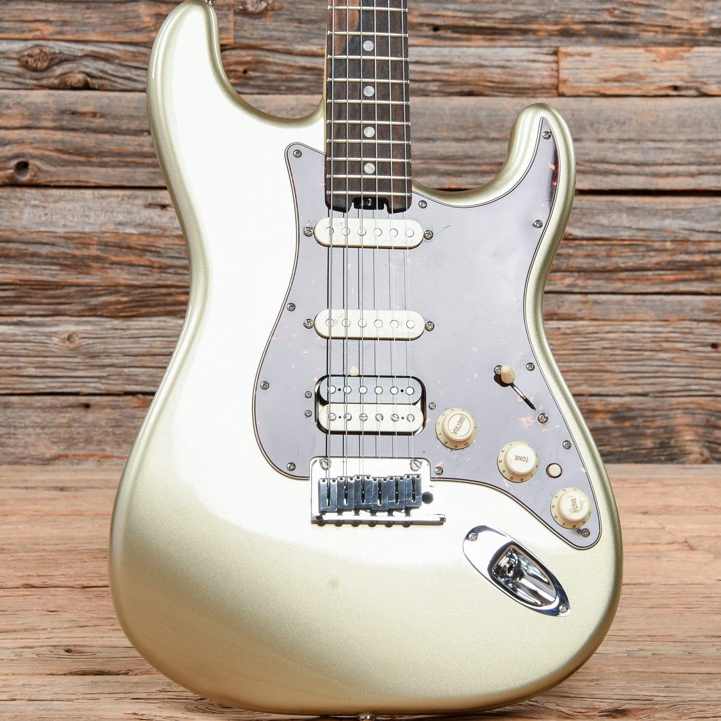 Fender American Elite Stratocaster HSS Shawbucker Champagne 2017 Electric Guitars / Solid Body