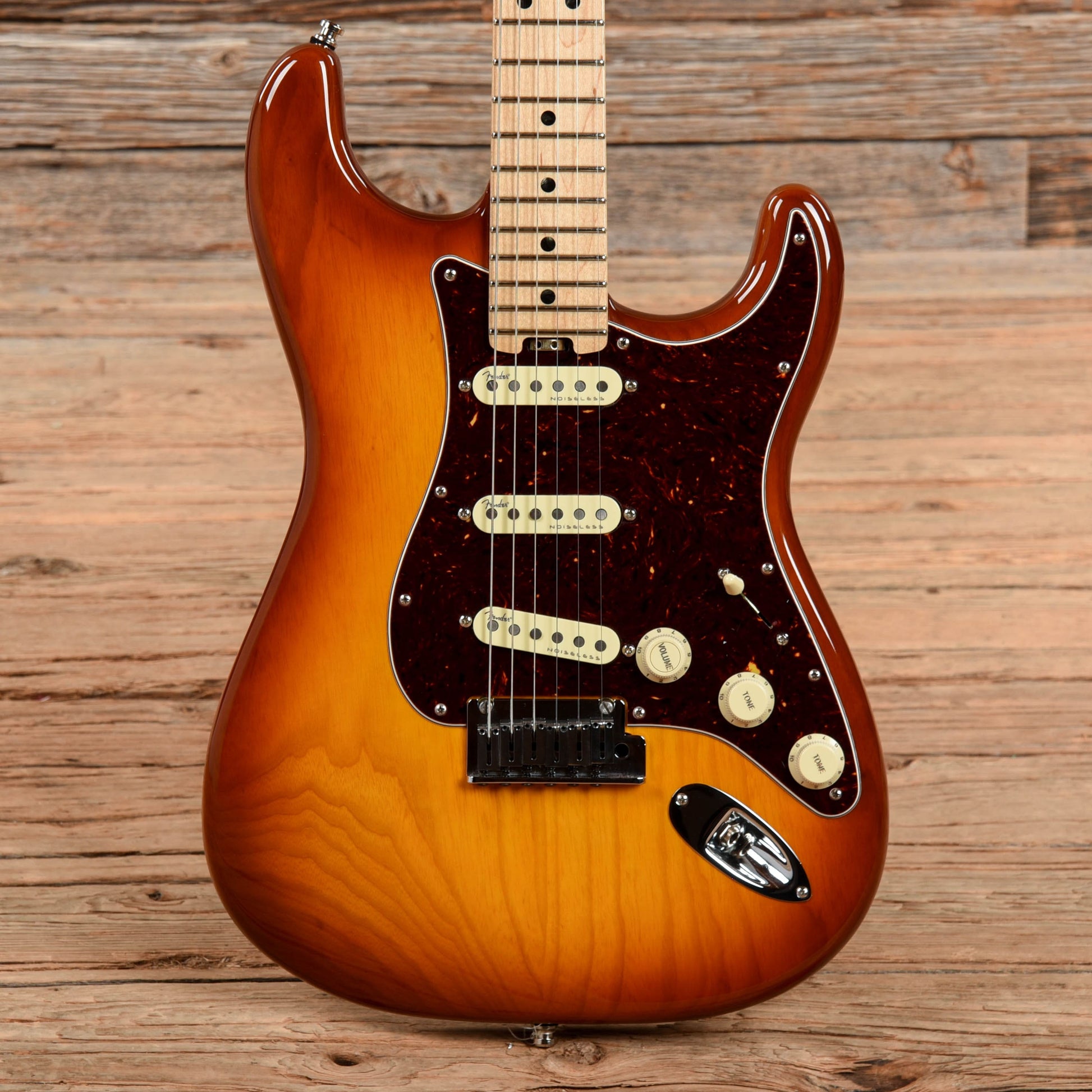 Fender American Elite Stratocaster Tobacco Sunburst 2018 Electric Guitars / Solid Body