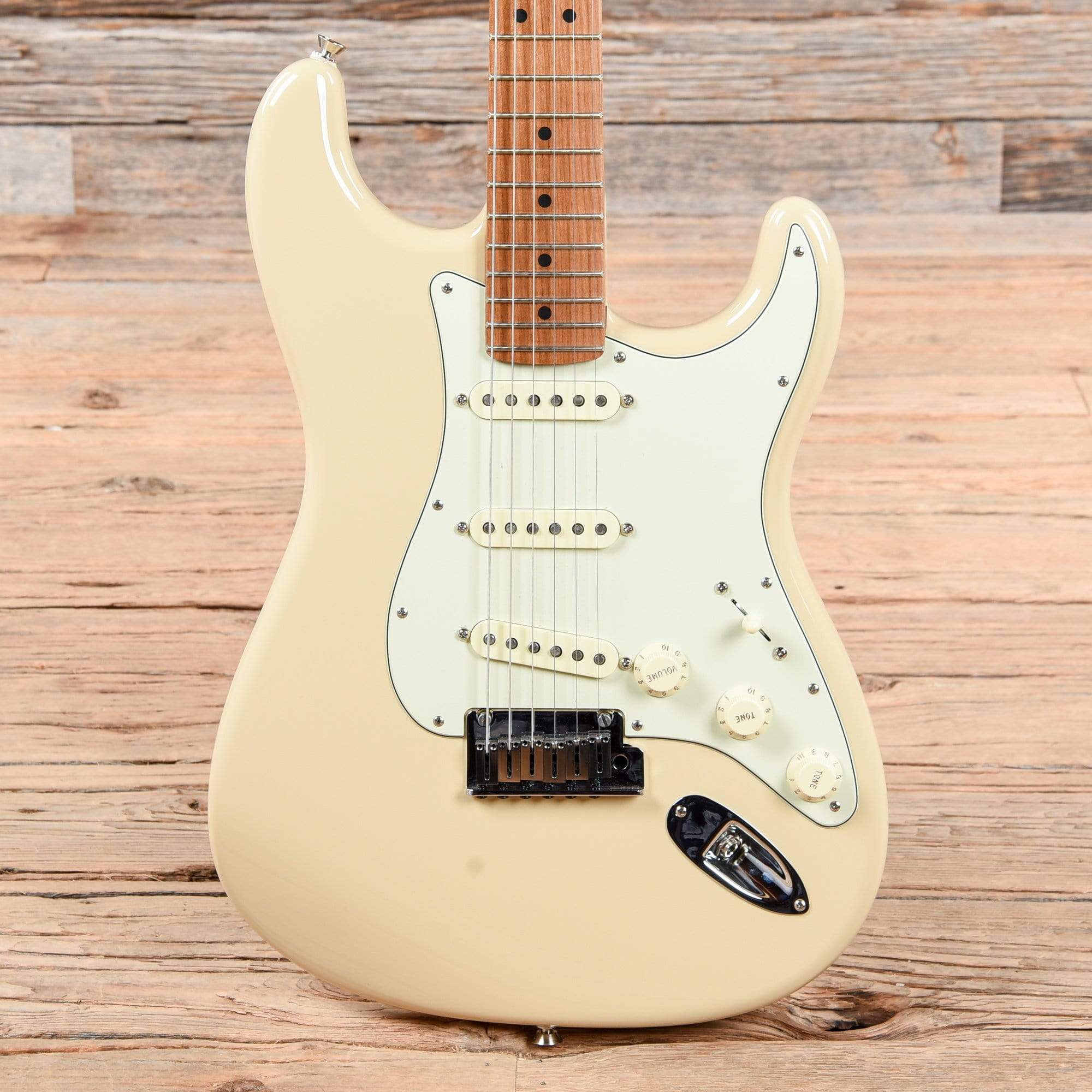 Fender American Pro Stratocaster Mod Shop Desert Tan 2019 