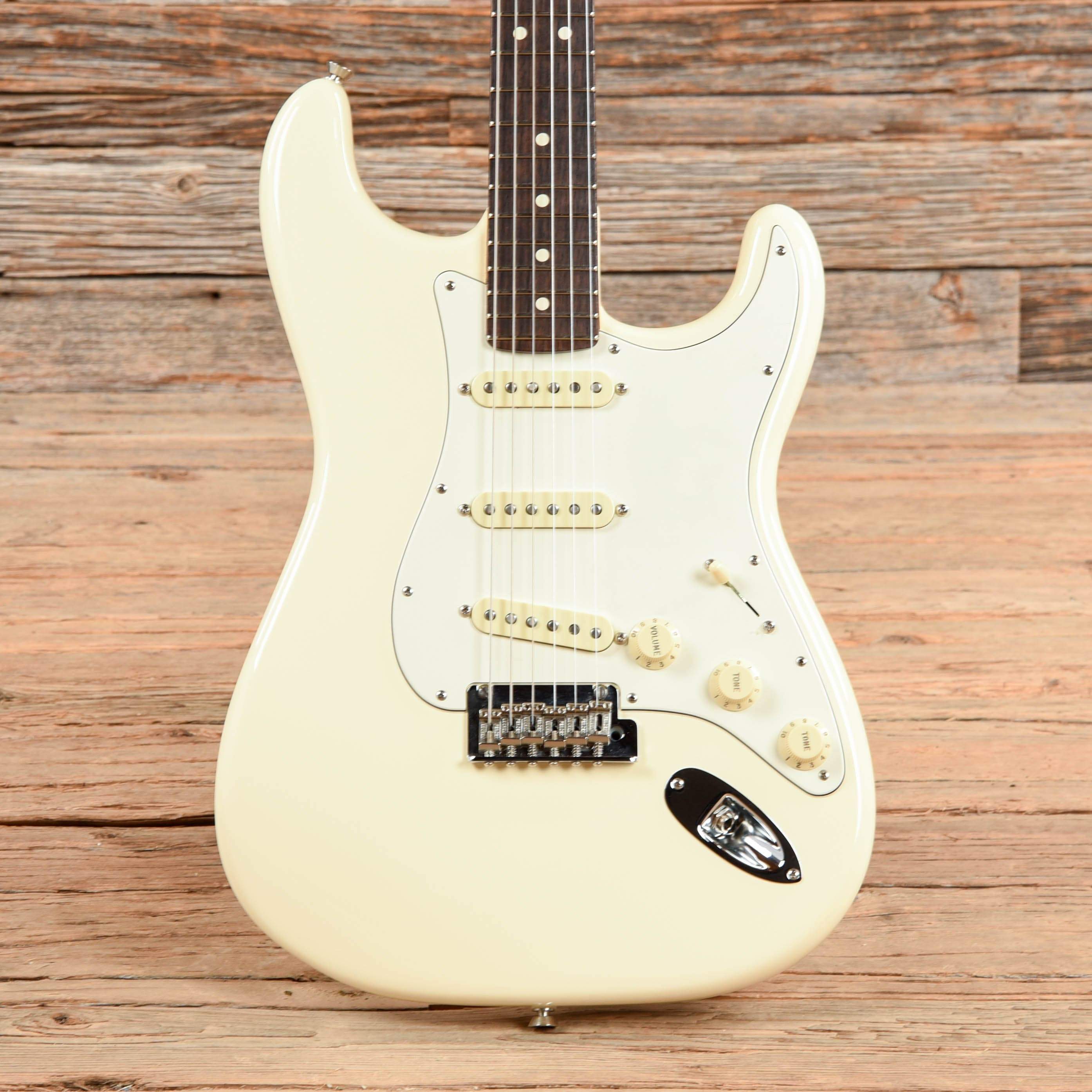 Fender American Pro Stratocaster Olympic White 2017 – Chicago Music ...