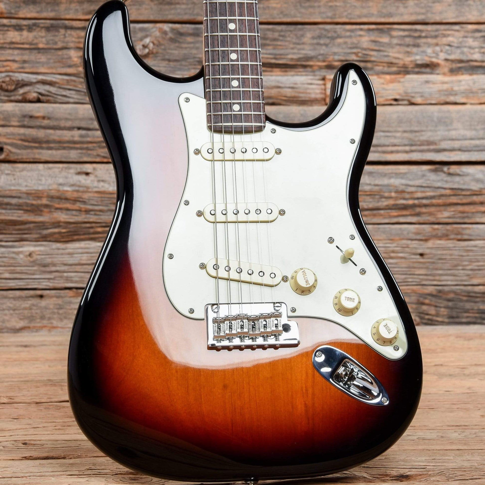 Fender American Pro Stratocaster Sunburst 2019 Electric Guitars / Solid Body