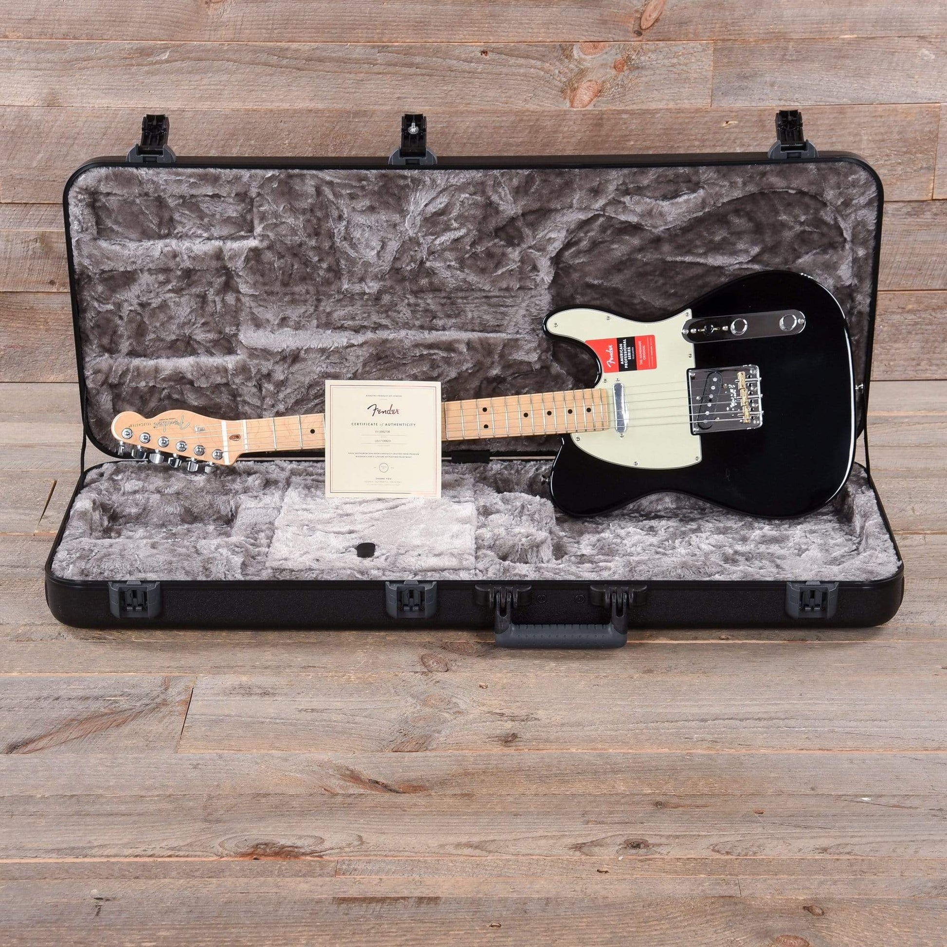 Fender American Pro Telecaster Black w/Mint Pickguard Electric Guitars / Solid Body