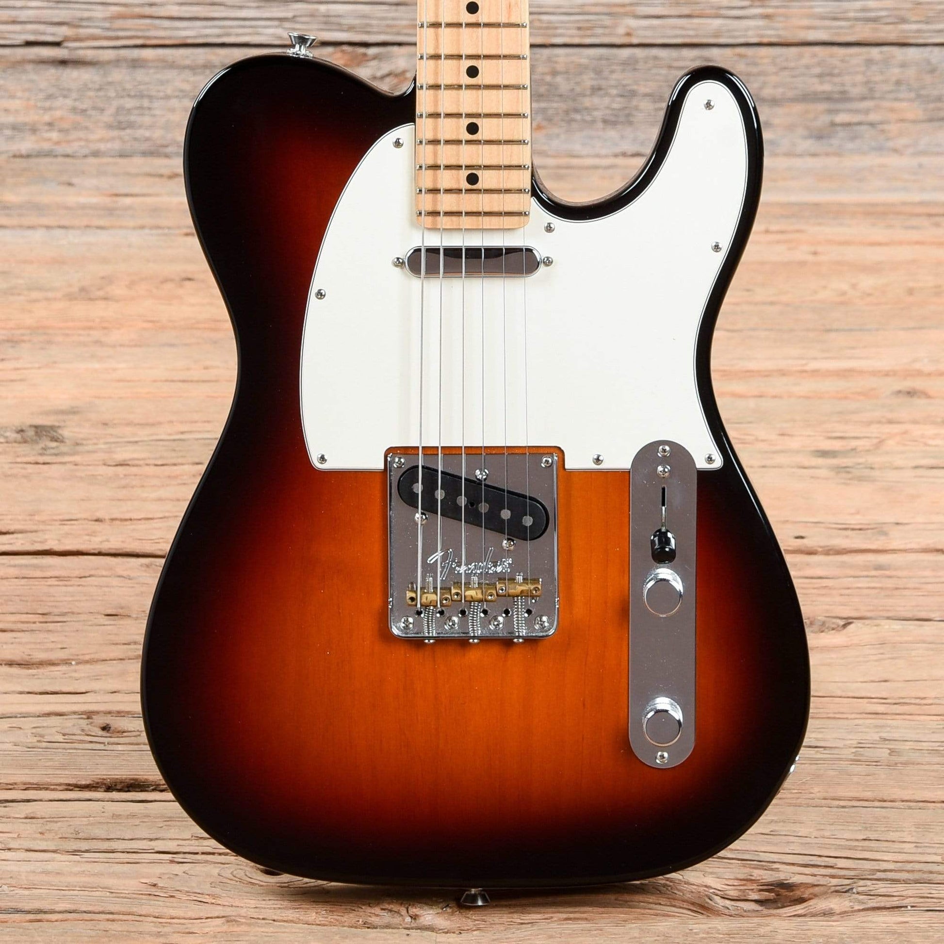 Fender American Pro Telecaster Sunburst 2016 Electric Guitars / Solid Body