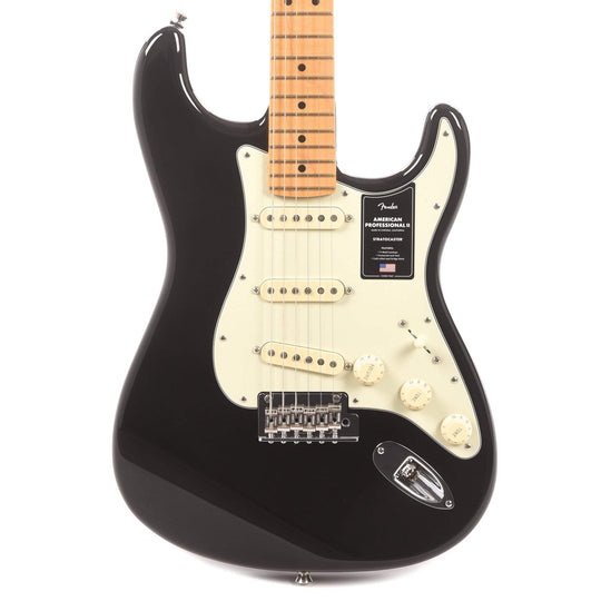 Fender American Professional II Stratocaster Black Electric Guitars / Solid Body