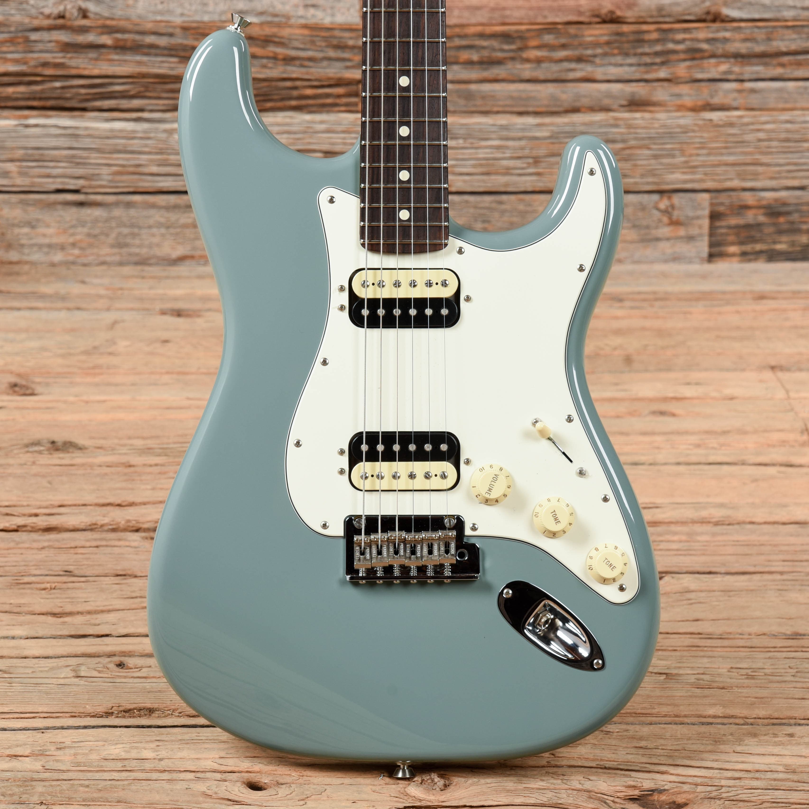 Fender American Professional Stratocaster HH Sonic Grey 2016 – Chicago  Music Exchange