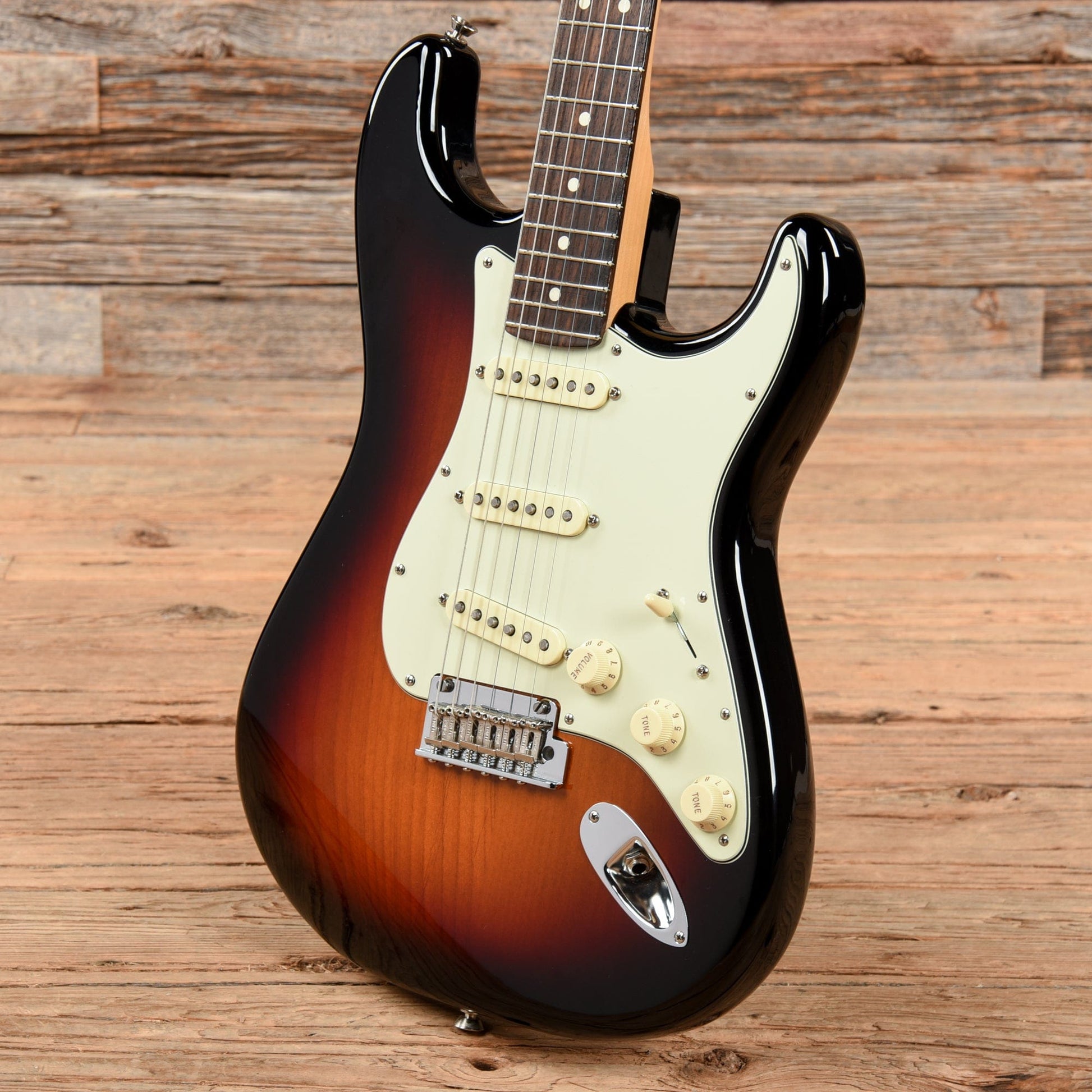 Fender American Professional Stratocaster Sunburst 2017 Electric Guitars / Solid Body