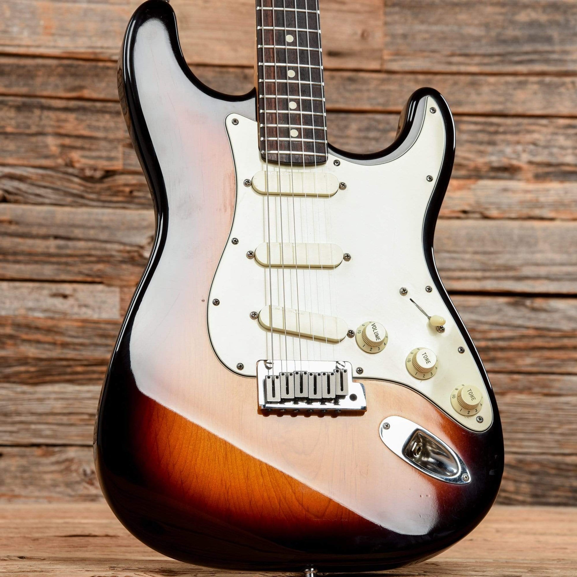 Fender American Series Stratocaster Sunburst 1989 Electric Guitars / Solid Body