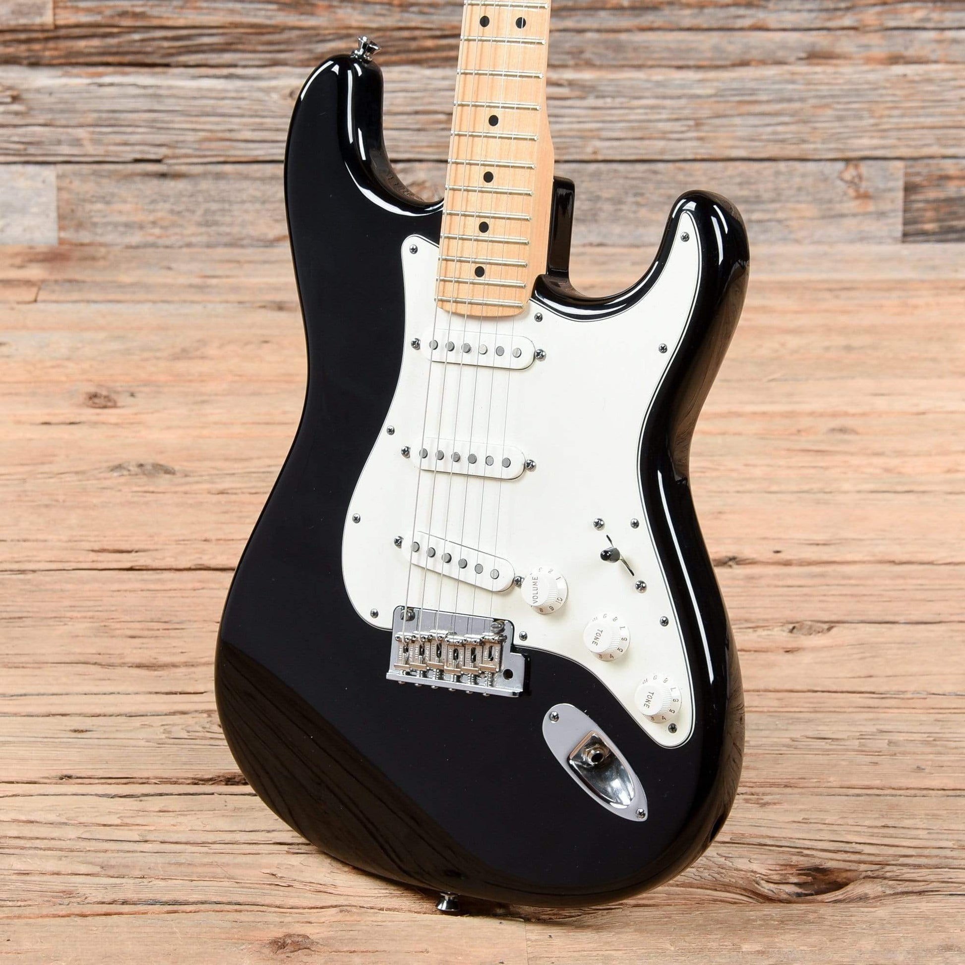 Fender American Standard Stratocaster Black 2011 Electric Guitars / Solid Body